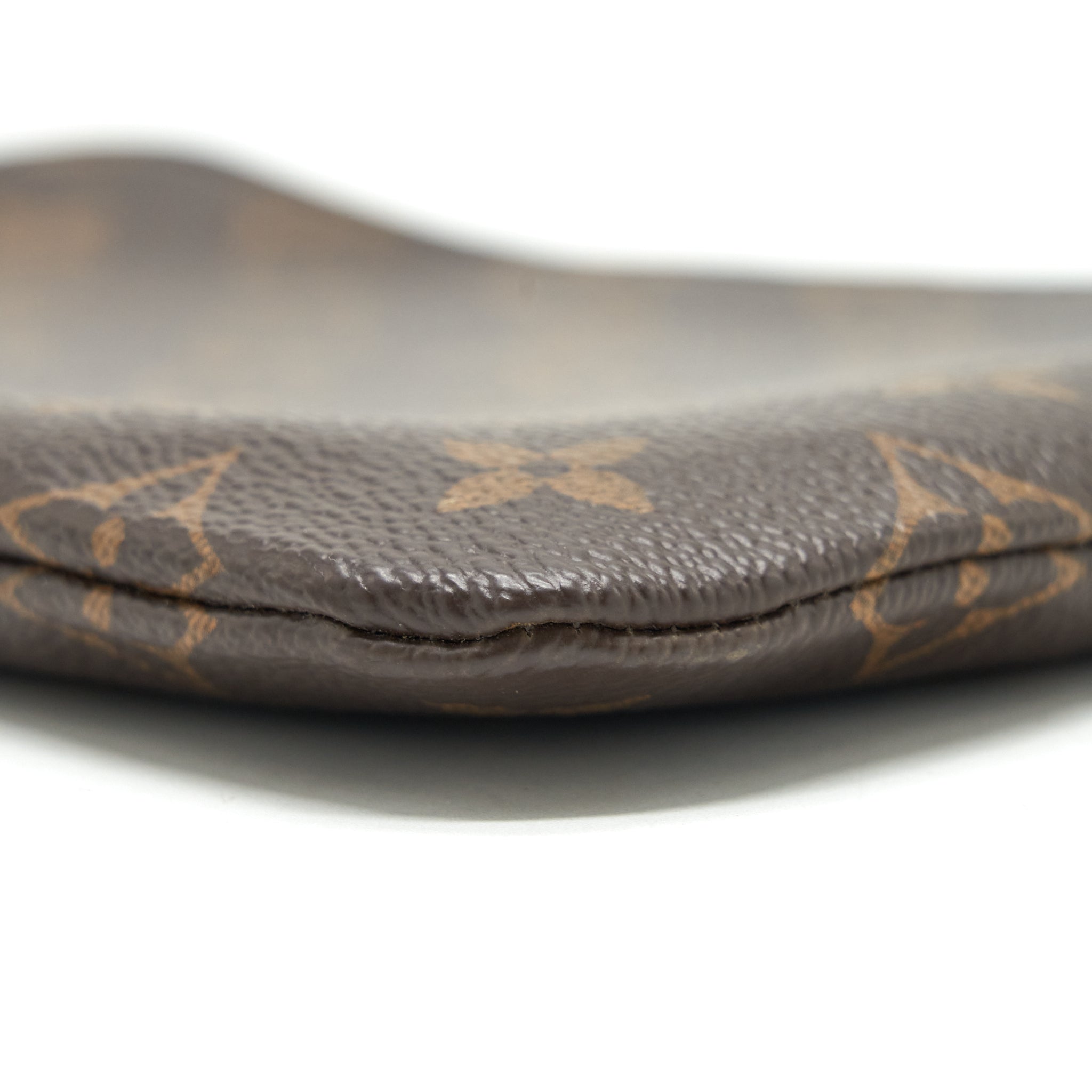 ETUI VOYAGE PM POUCH MONOGRAM CANVAS GHW