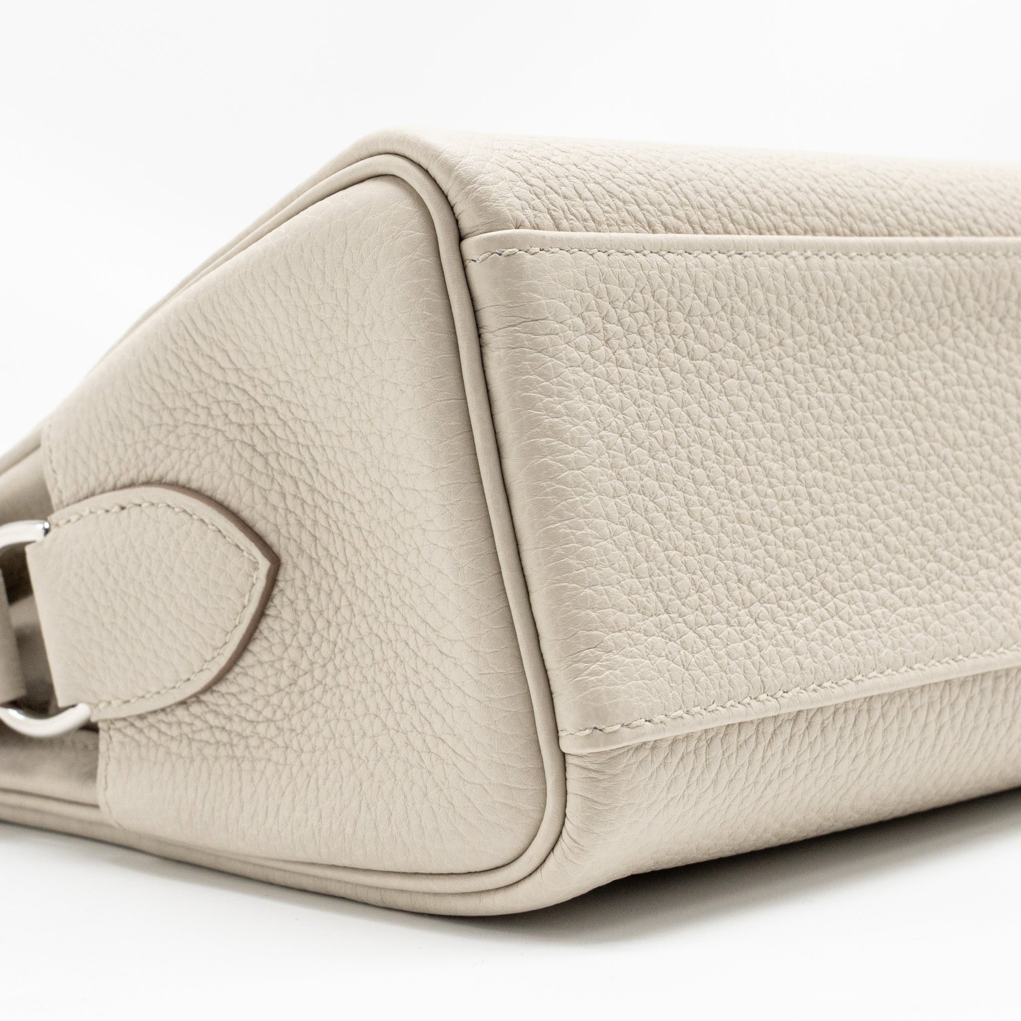 KELLY MESSENGER PM BAG TOGO BETON SHW