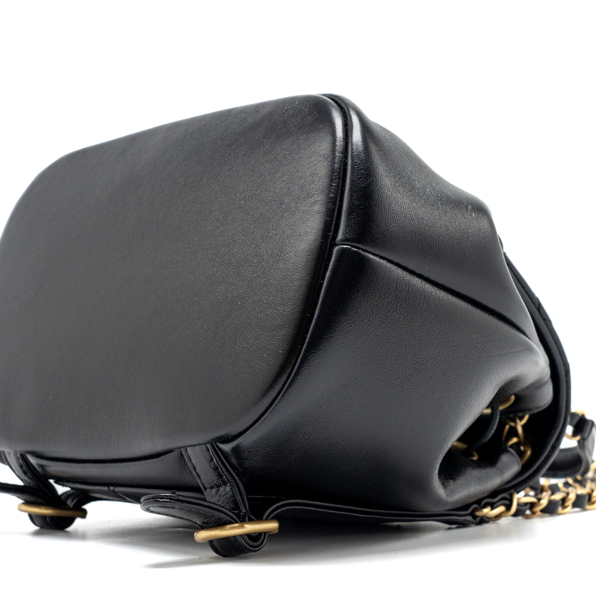 23K MINI BACKPACK LAMBSKIN BLACK GHW (MICROCHIP)