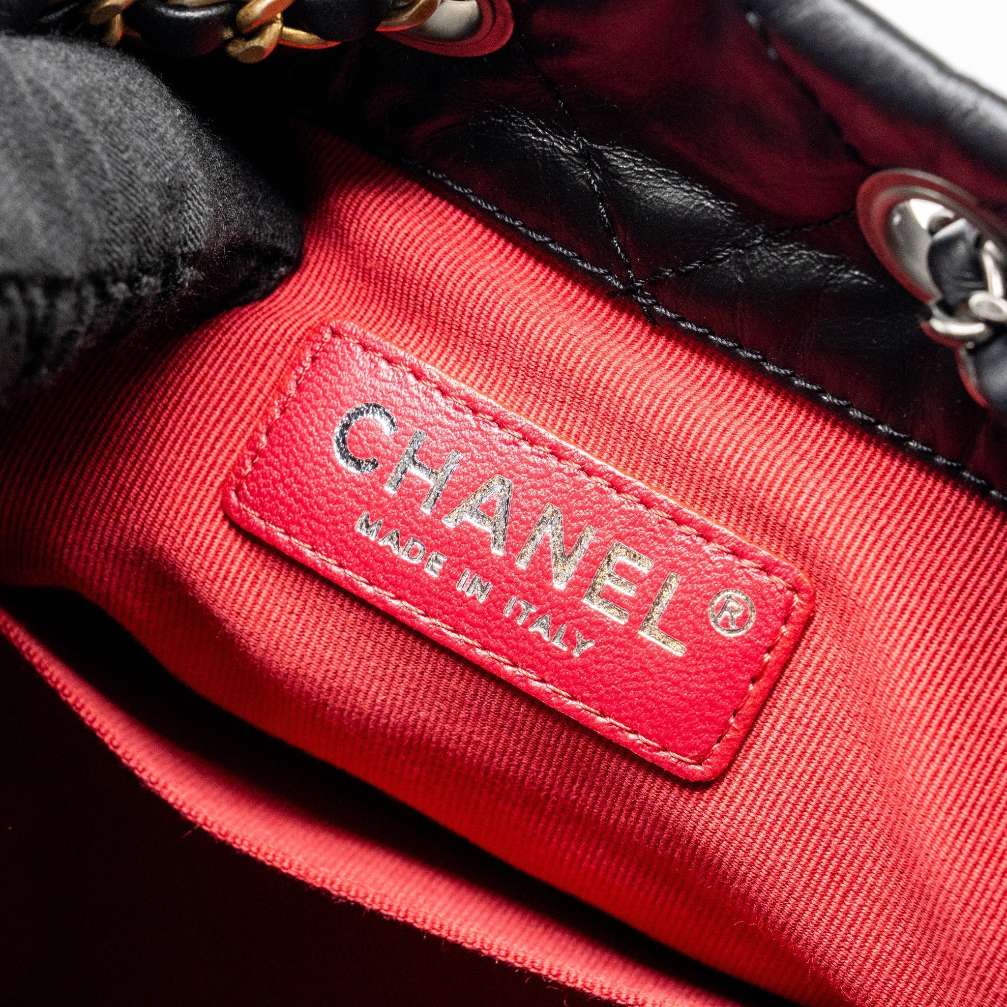 SMALL GABRIELLE BACKPACK AGED CALFSKIN BLACK MULTICOLOUR COLOUR HARDWARE (MICROCHIP)