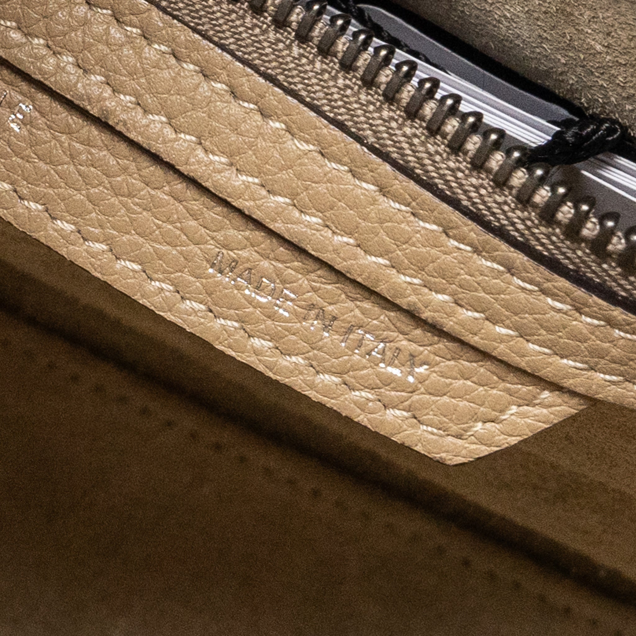 MICRO LUGGAGE BAG CALFSKIN DUNE SHW