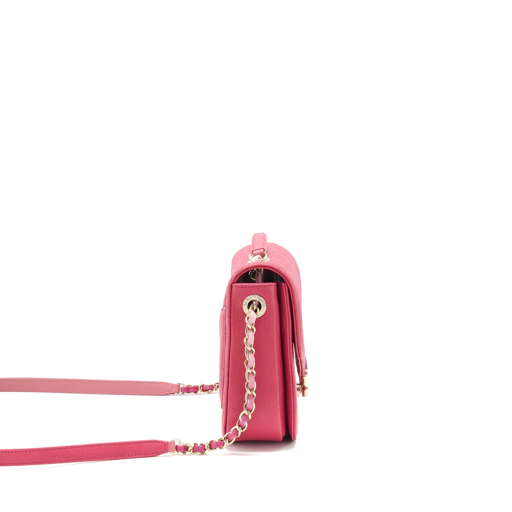 MESSENGER CROSSBODY BAG CAVIAR RED GHW