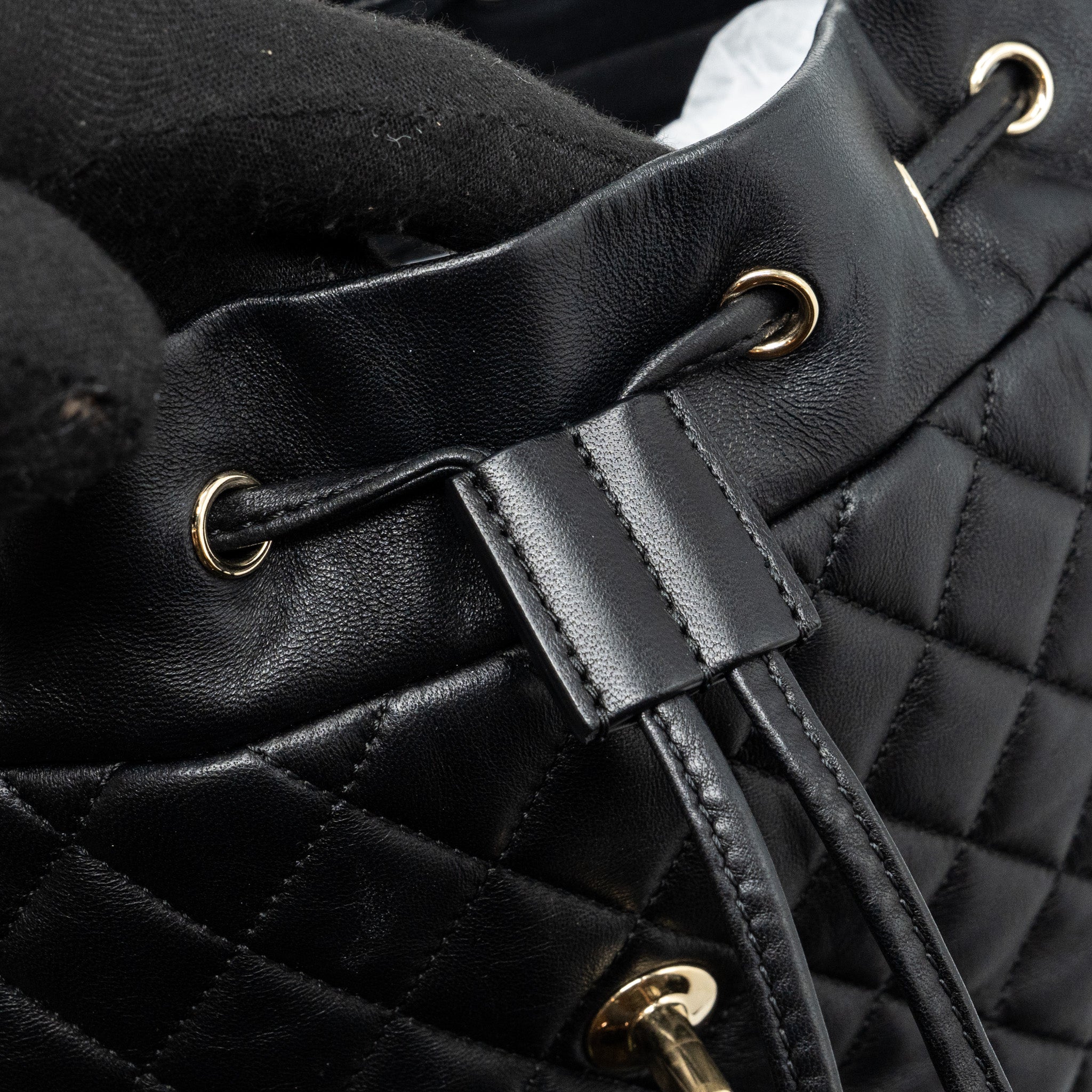 QUILTED FLAP BACKPACK LAMBSKIN BLACK GHW