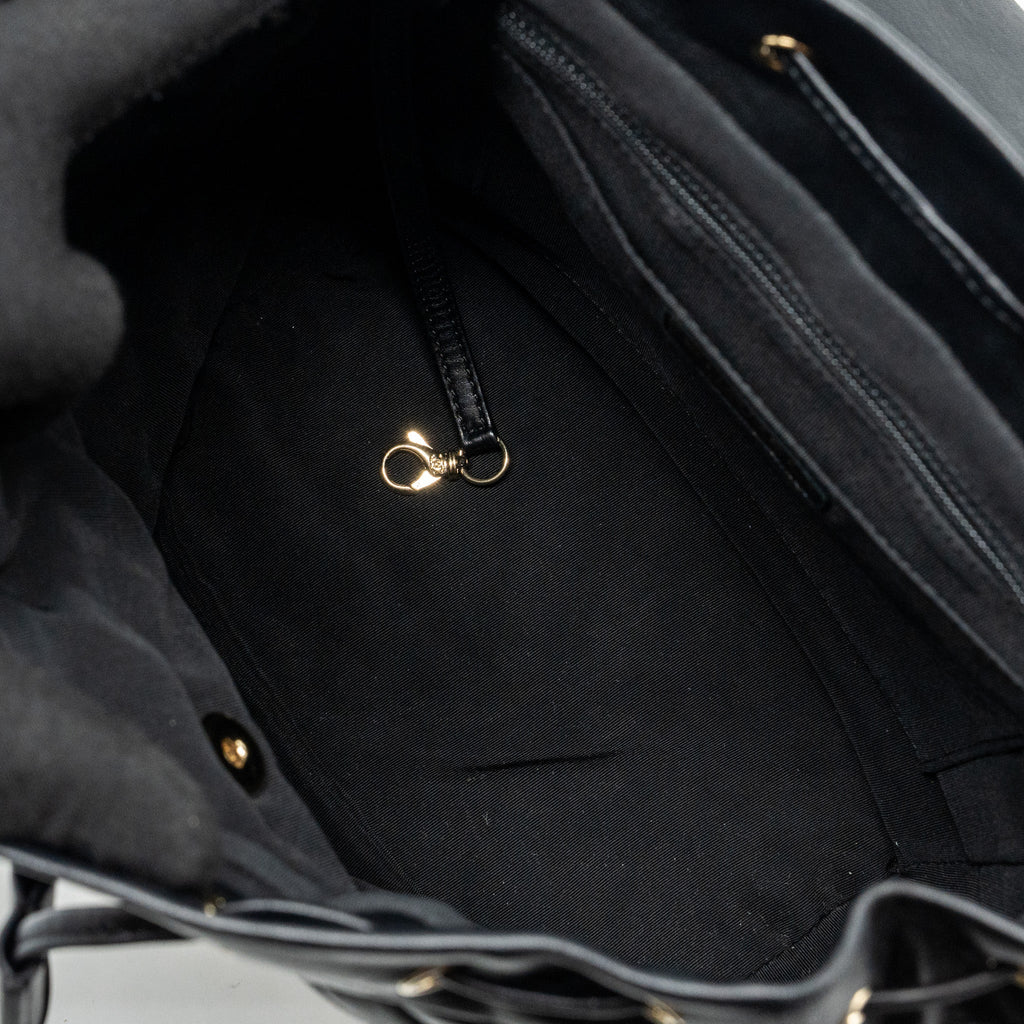 QUILTED FLAP BACKPACK LAMBSKIN BLACK GHW