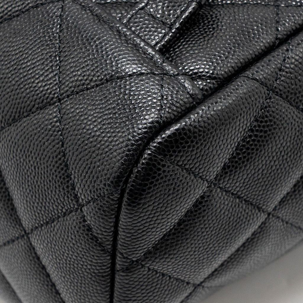 QUILTED MINI BACKPACK CAVIAR BLACK LGHW (MICROCHIP)