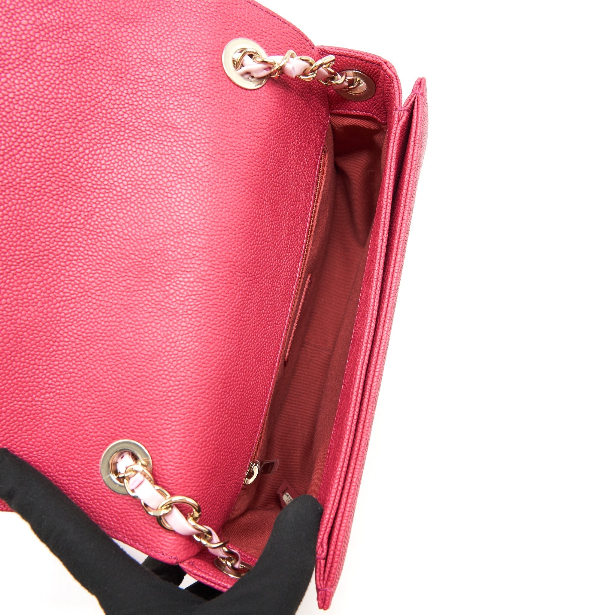 MESSENGER CROSSBODY BAG CAVIAR RED GHW