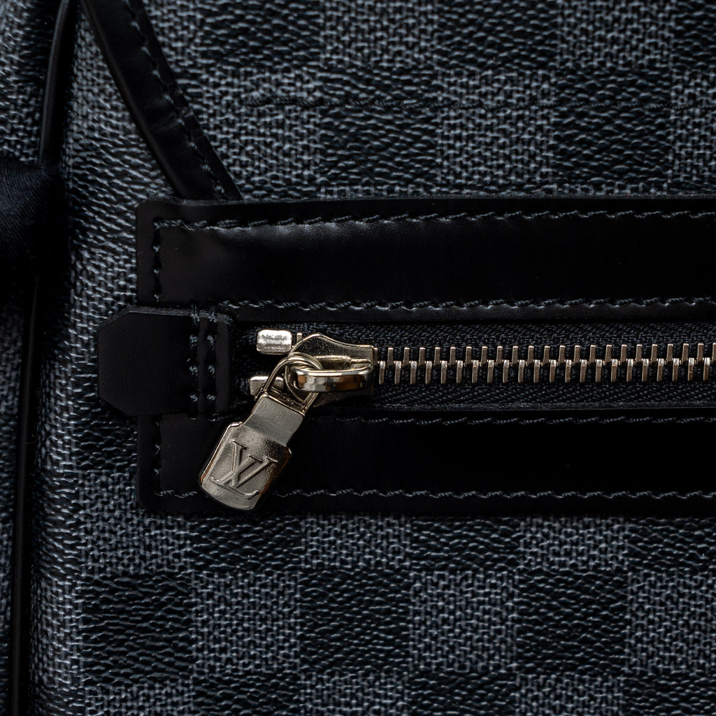 LARGE MESSENGER BAG DAMIER GRAPHITE CANVAS SHW