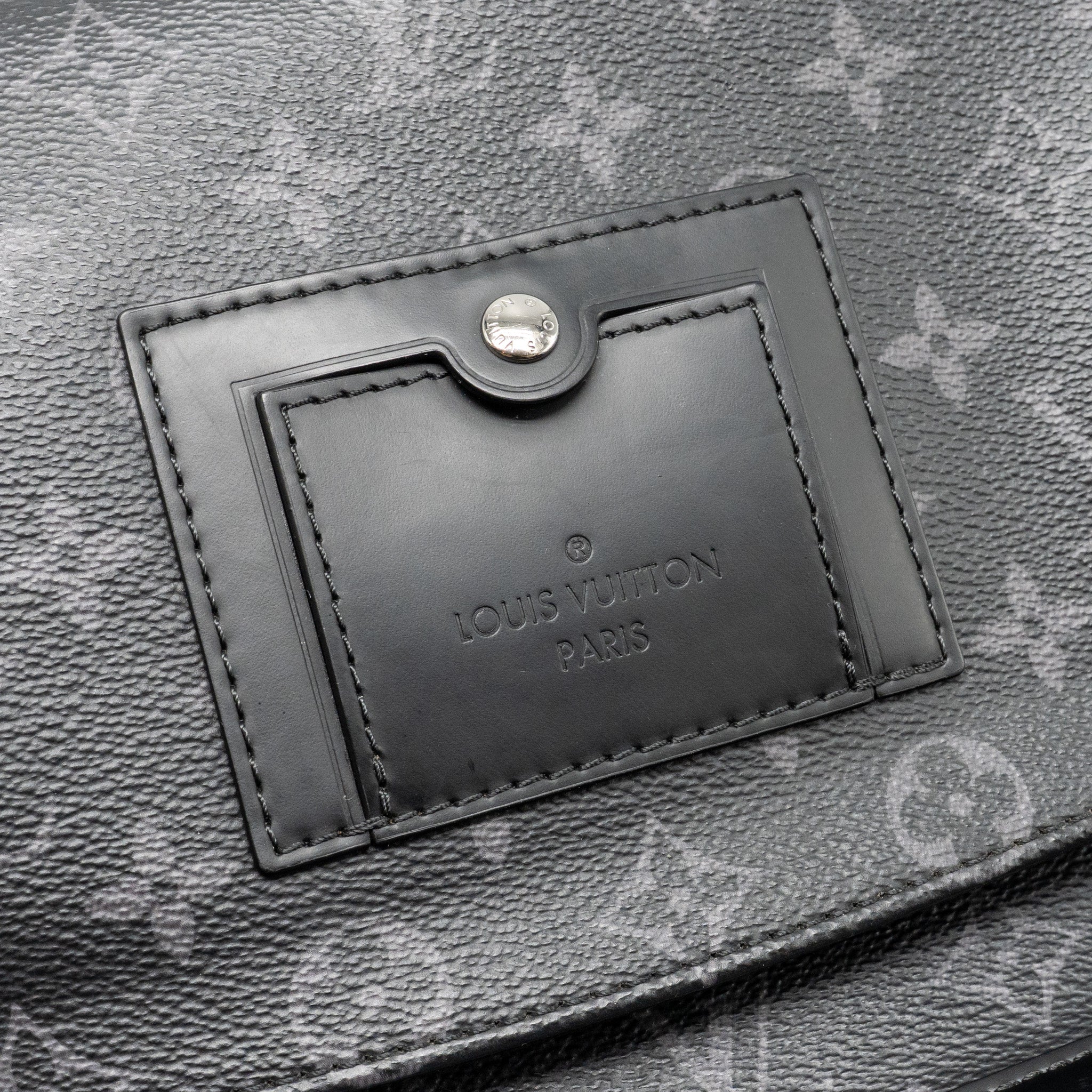 MESSENGER VOYAGER PM MONOGRAM CANVAS BLACK SHW