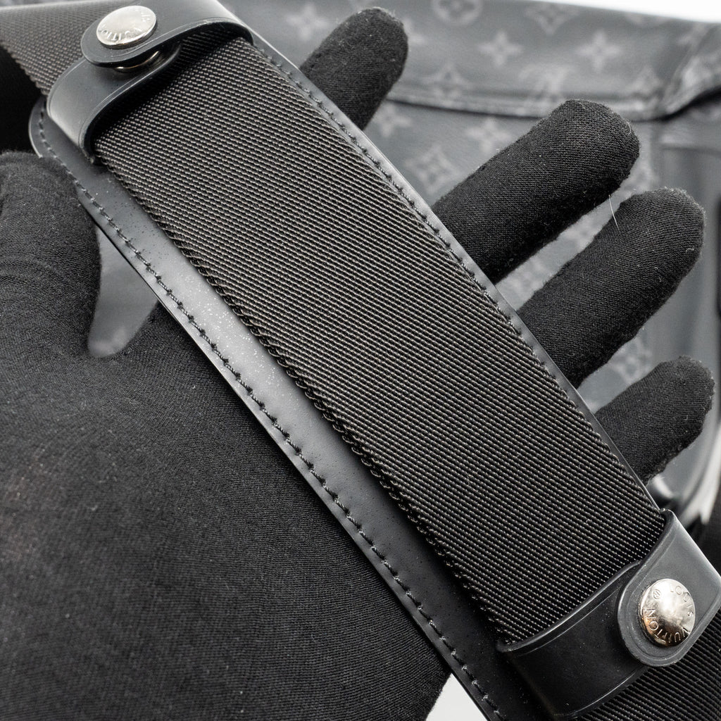 MESSENGER VOYAGER PM MONOGRAM CANVAS BLACK SHW