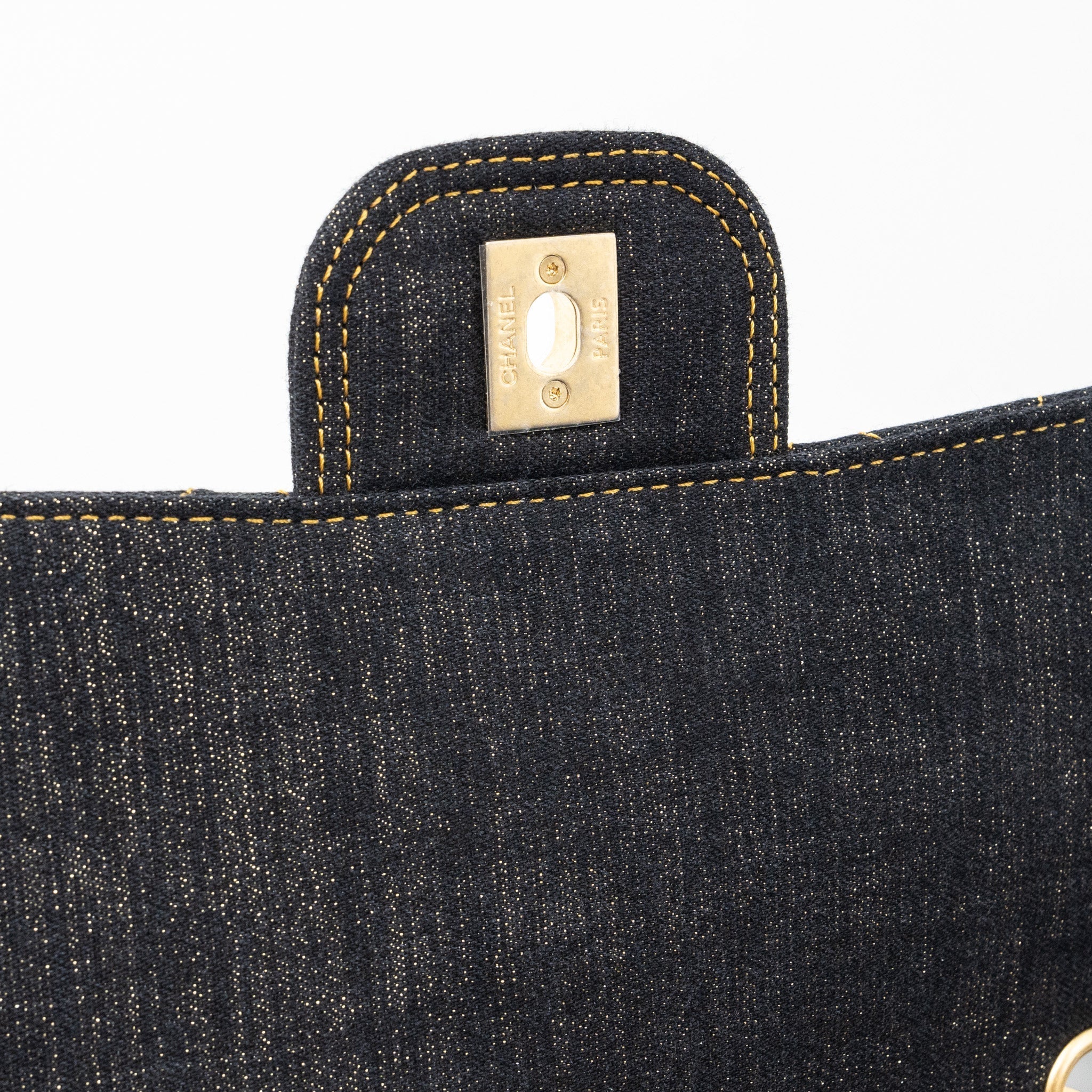 23S FLAP BACKPACK DENIM DARK BLUE BRUSHED GHW (MICROCHIP)