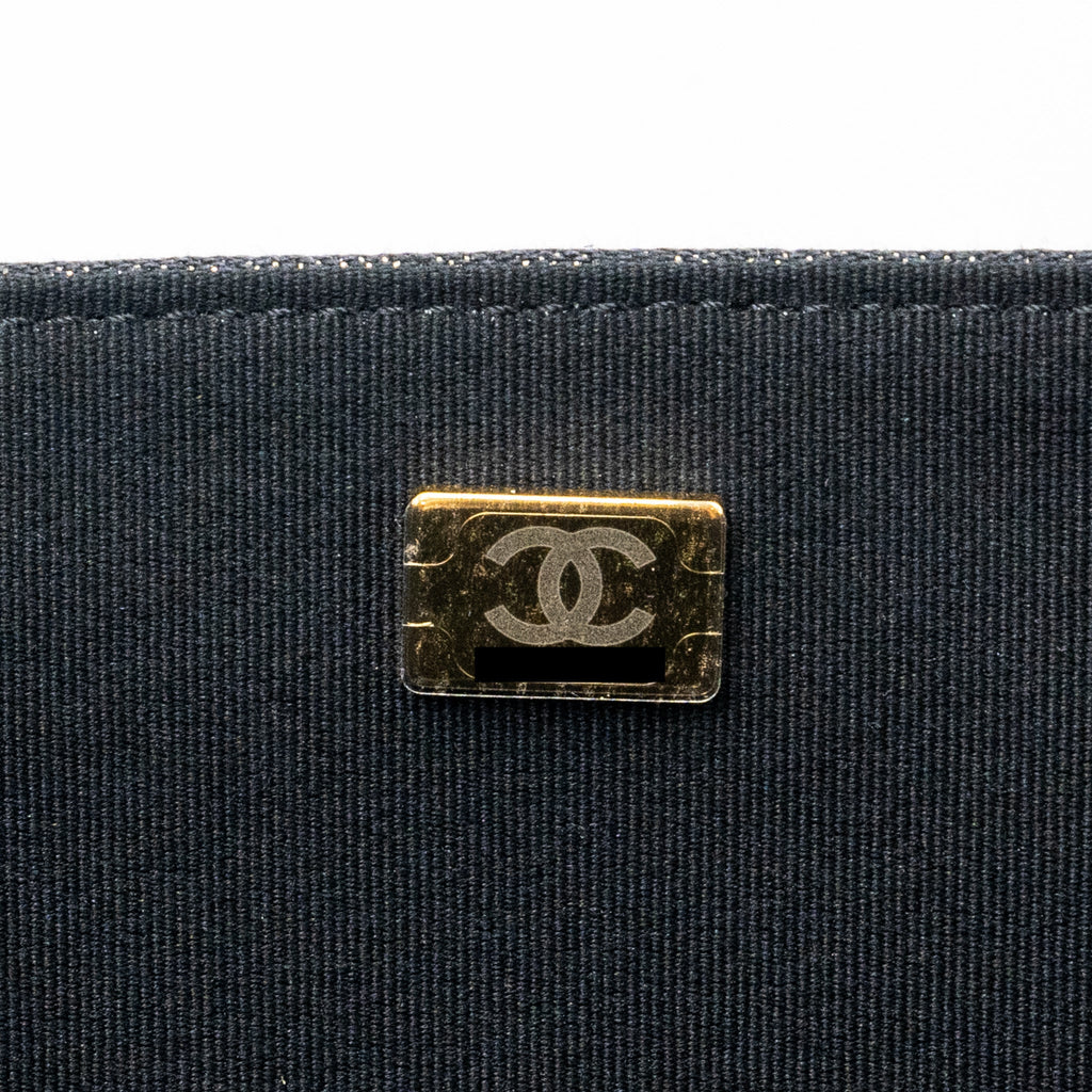23S FLAP BACKPACK DENIM DARK BLUE BRUSHED GHW (MICROCHIP)
