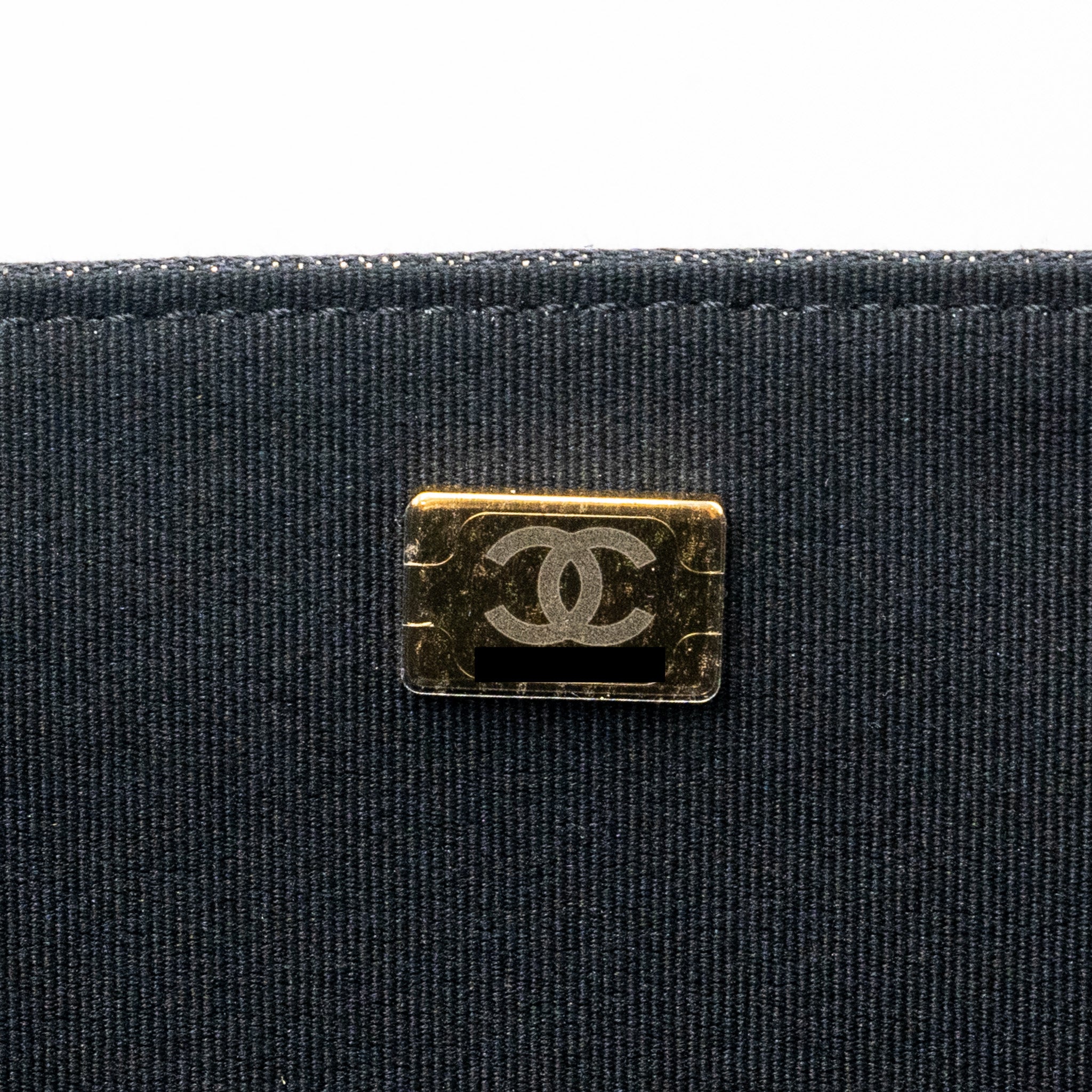 23S FLAP BACKPACK DENIM DARK BLUE BRUSHED GHW (MICROCHIP)