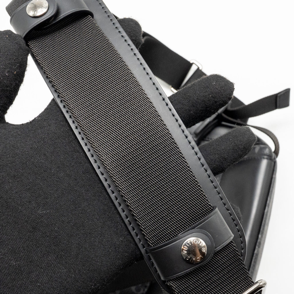 MESSENGER VOYAGER PM MONOGRAM ECLIPSE BLACK SHW