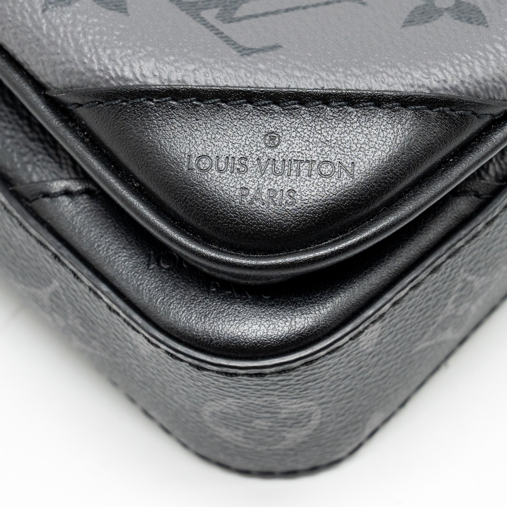 TRIO MESSANGER MONOGRAM ECLIPSE CANVAS BLACK/GREY WITH BLACK HARDWARE