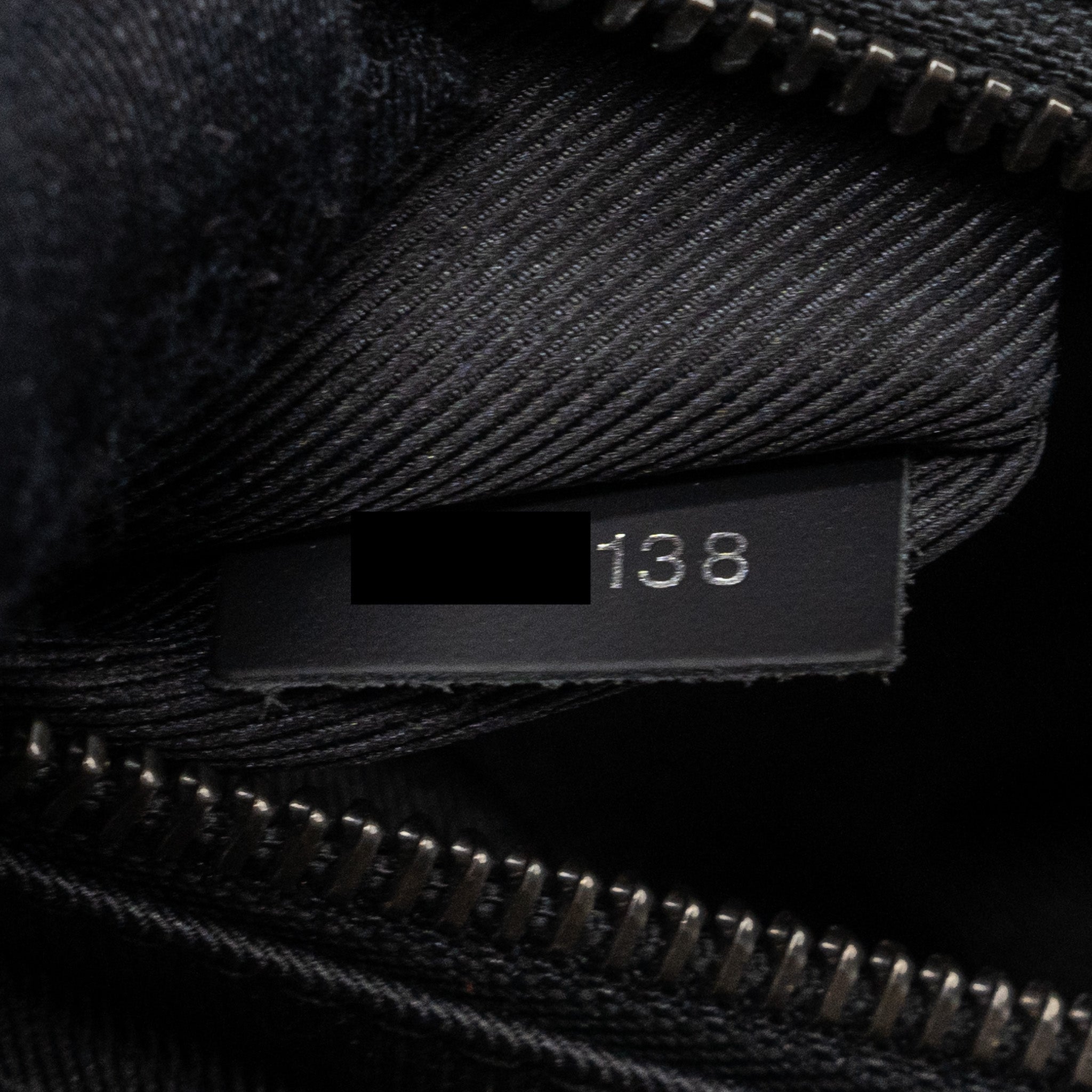 MESSENGER PM VOYOGER MONOGRAM ECLIPSE CANVAS BLACK SHW