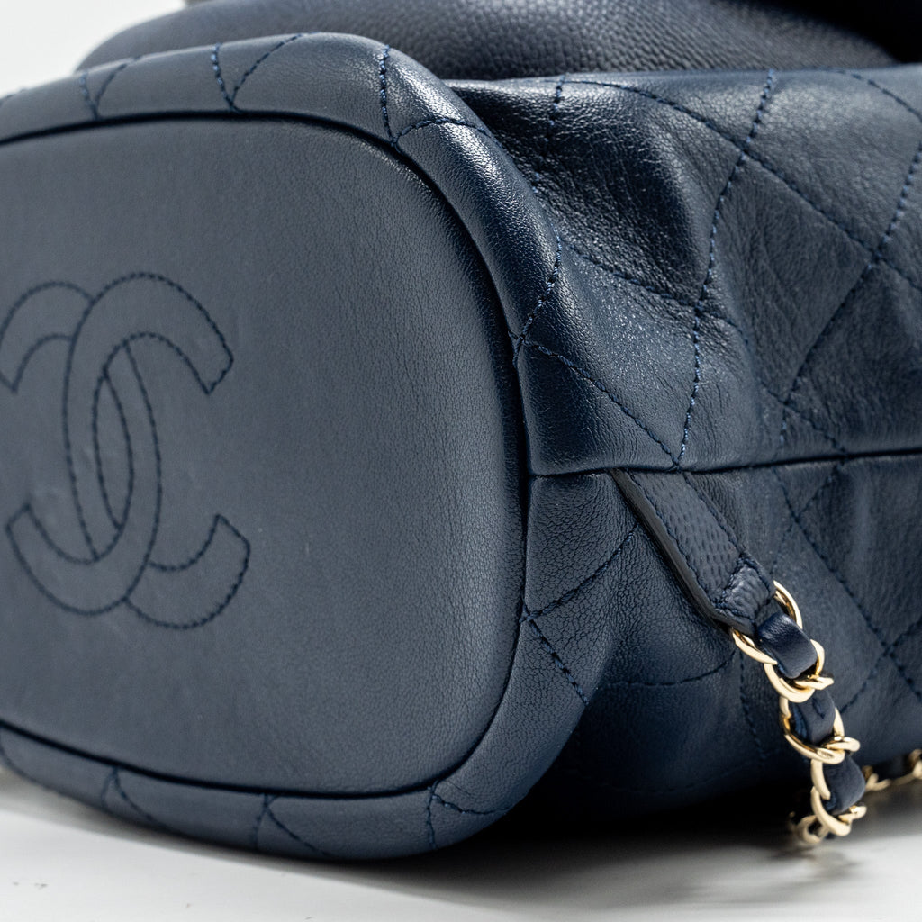 DRAWSTRING BACKPACK LAMBSKIN/GRAINED CALFSKIN DARK BLUE LGHW