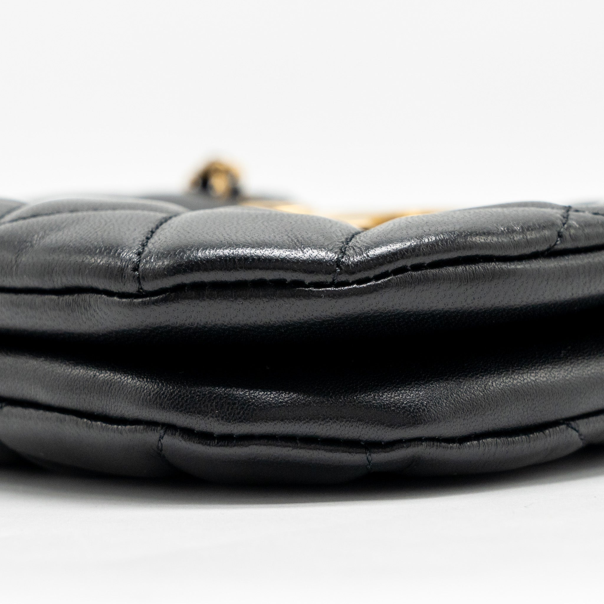 24C QUILTED SMALL MESSENGER BAG BLACK LAMBSKIN GHW (MICROCHIP)