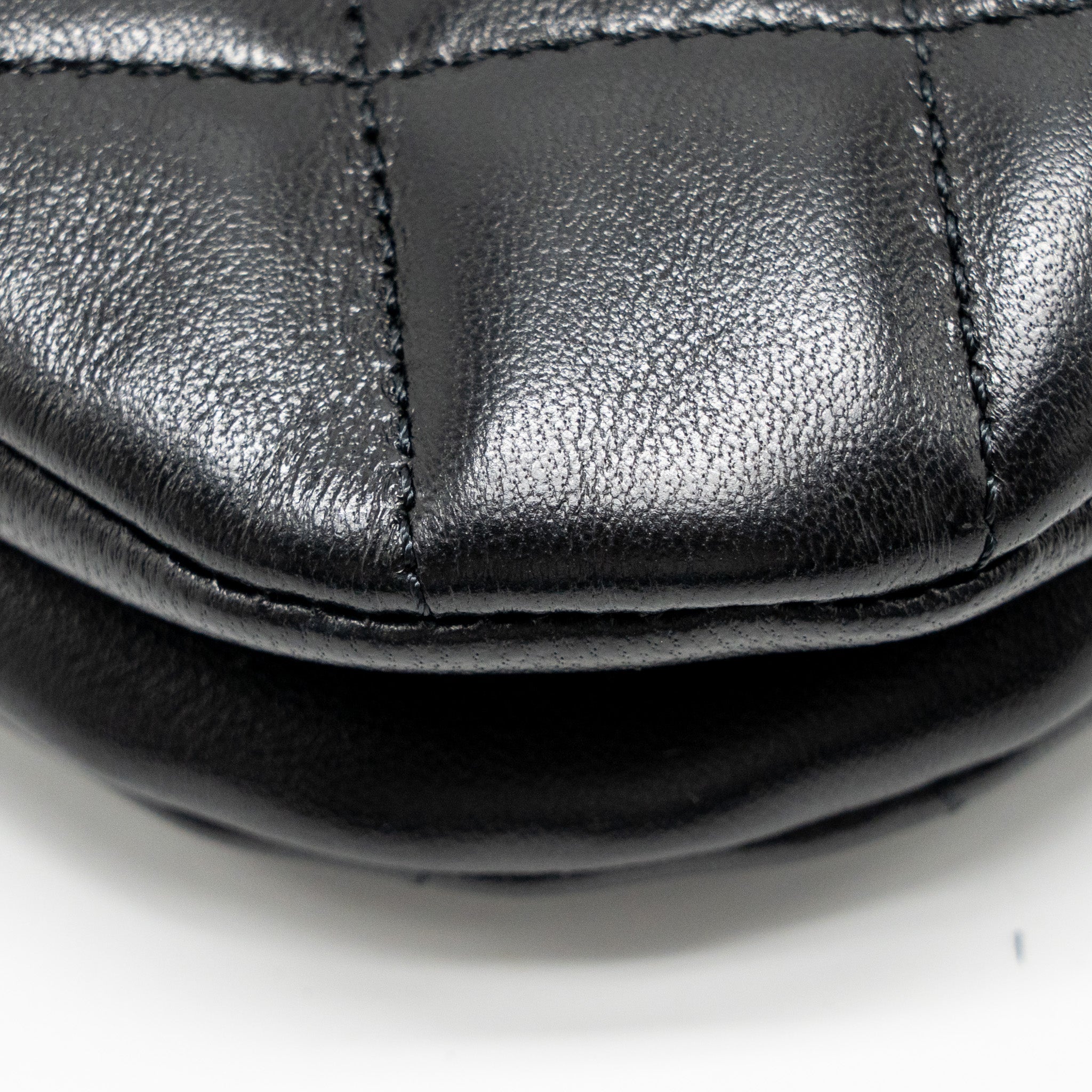 24C QUILTED SMALL MESSENGER BAG BLACK LAMBSKIN GHW (MICROCHIP)