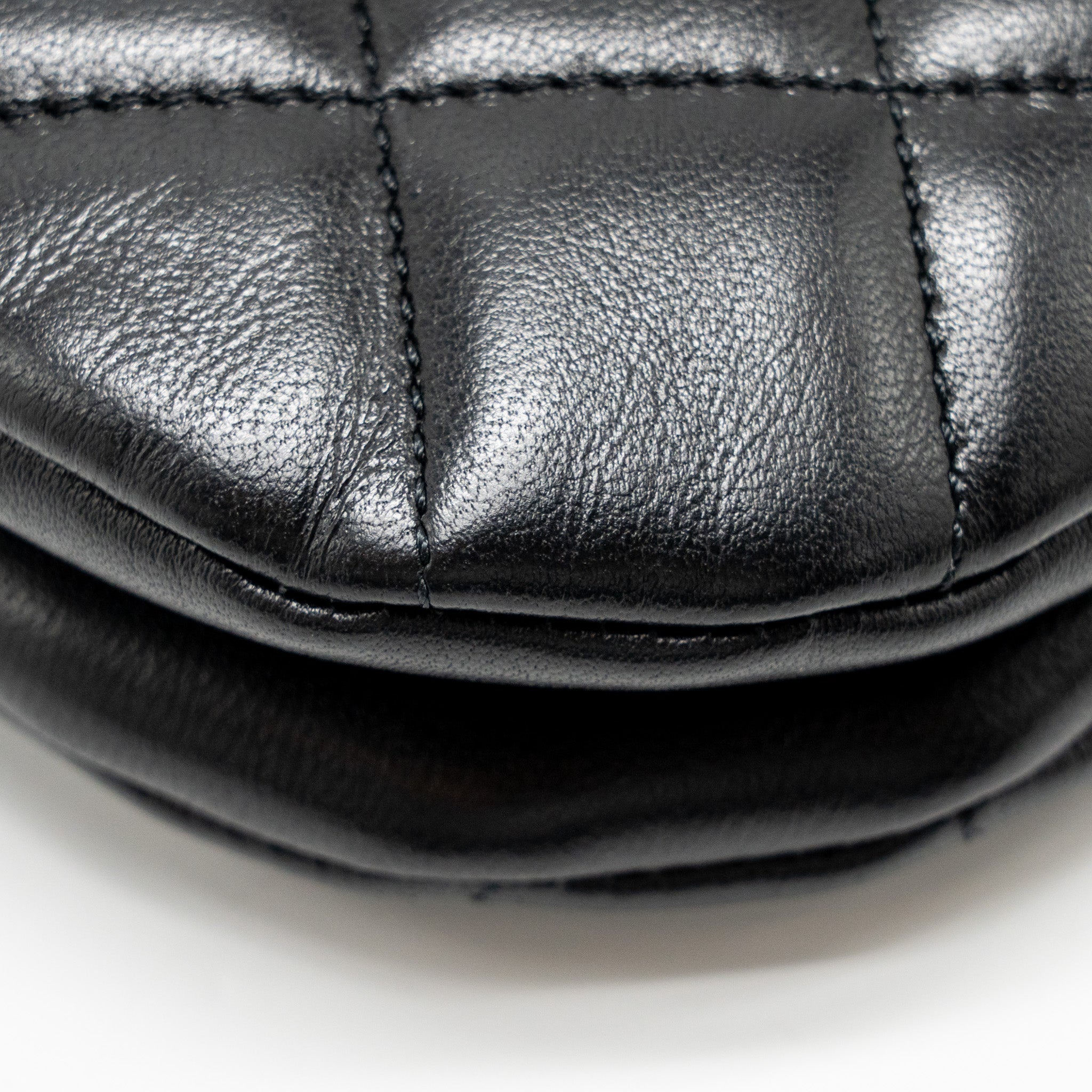 24C QUILTED SMALL MESSENGER BAG BLACK LAMBSKIN GHW (MICROCHIP)