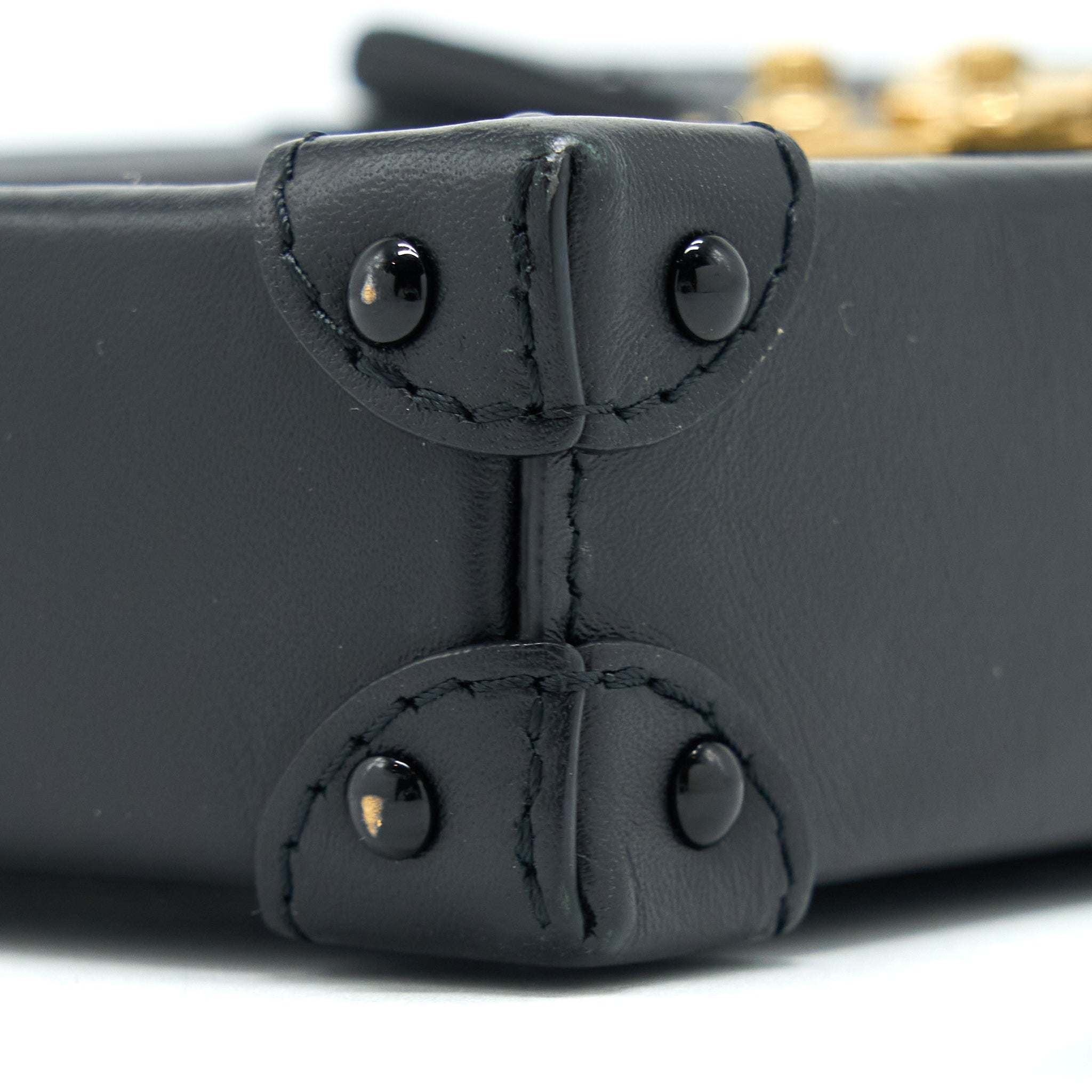 VERTICAL TRUNK POCHETTE WITH CHAIN MONOGRAM CANVAS GHW