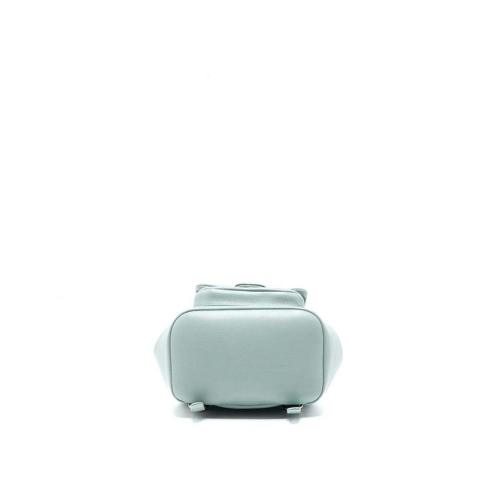 23C DUMA MINI BACKPACK CALFSKIN LIGHT GREY LGHW (MICROCHIP)