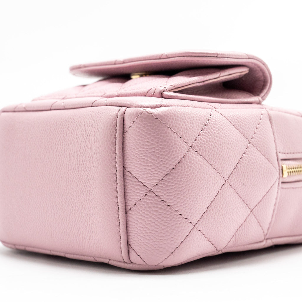 24P CLASSIC MINI BACKPACK SHINY GRAINED CALFSKIN LIGHT PURPLE LGHW (MICROCHIP)