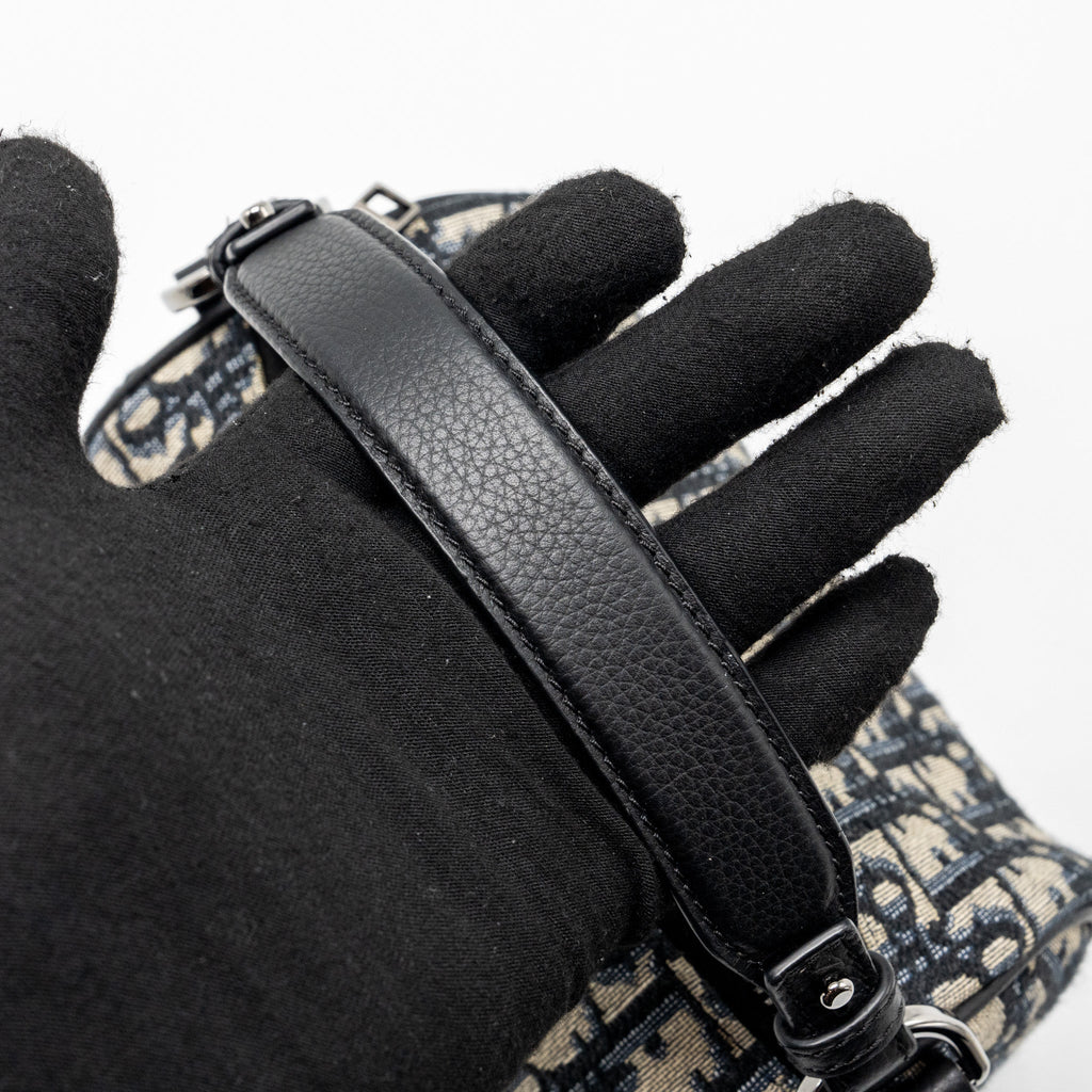 HOMME MESSENGER ROLLER BLUE OBLIQUE CANVAS SHW