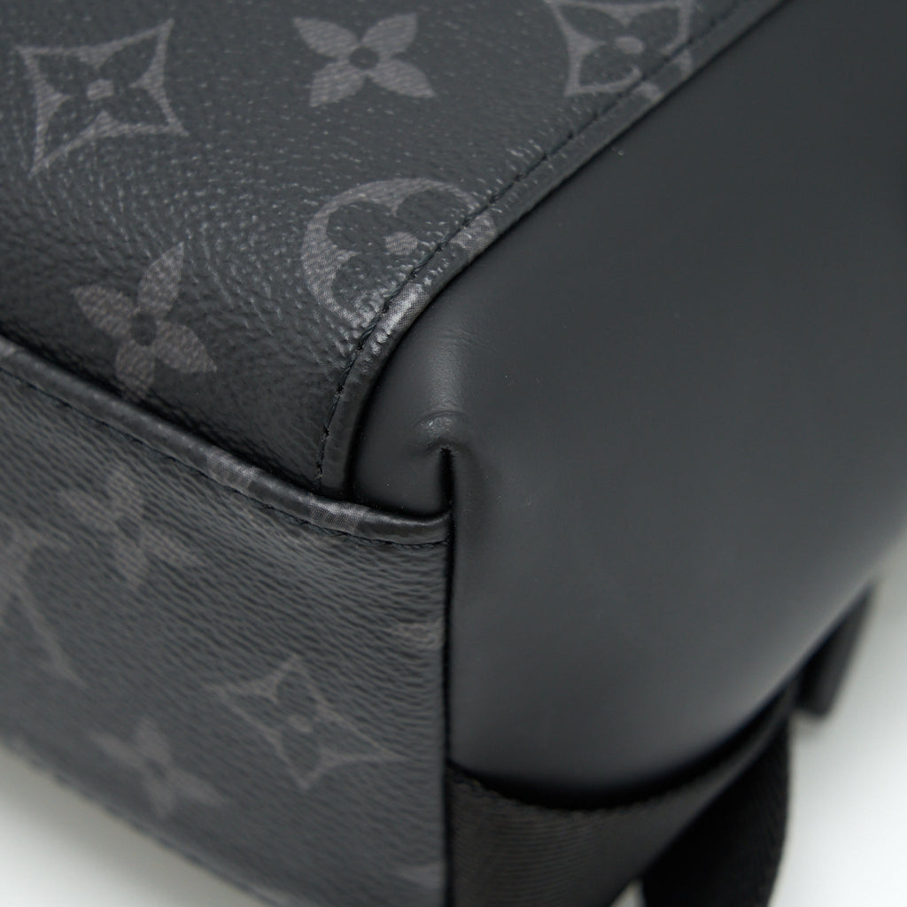 ECLIPSE VOYAGER MESSENGER BAG MONOGRAM CANVAS BLACK YEAR 2020