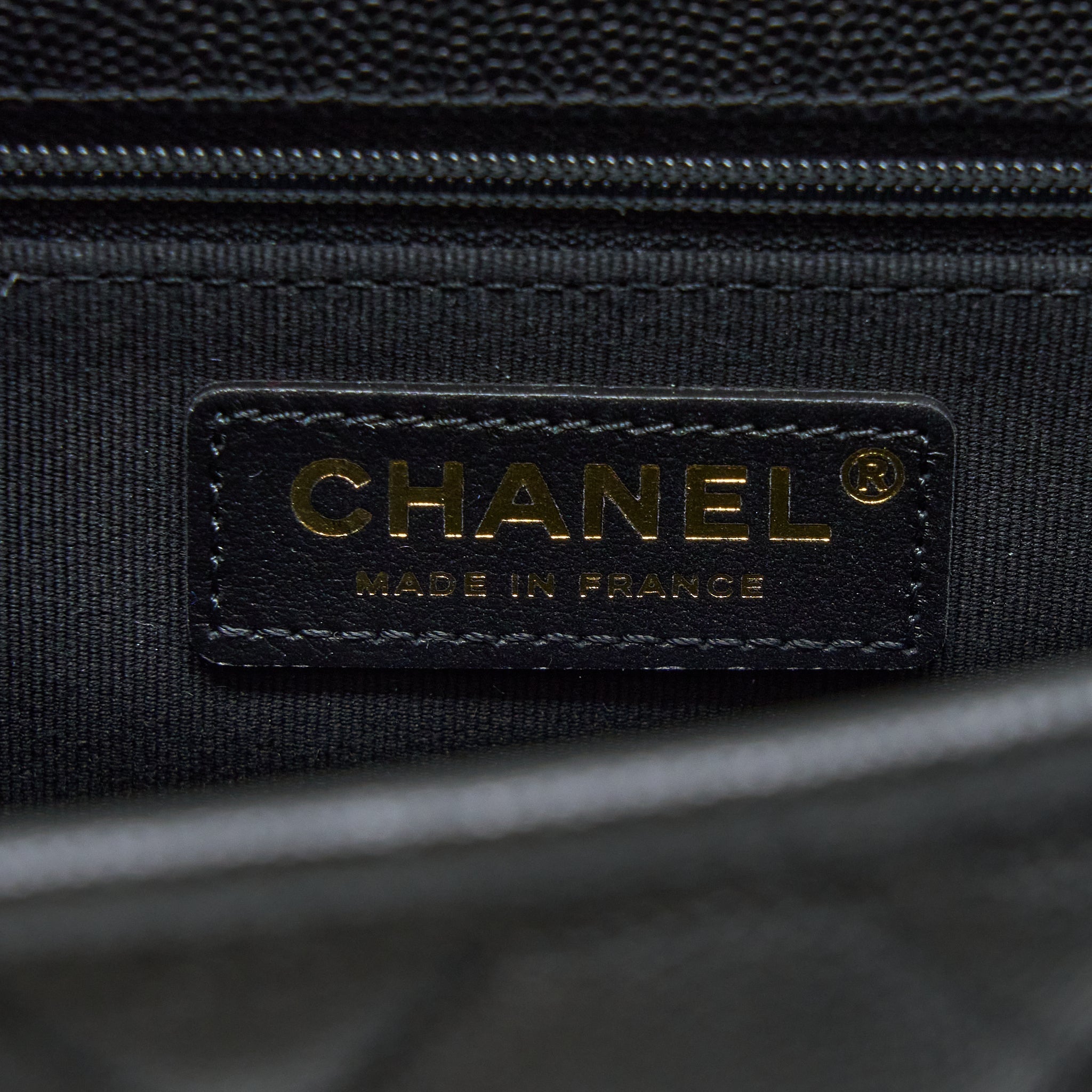 22K LARGE BACKPACK CAVIAR BLACK BRUSHED GHW (MICROCHIP)