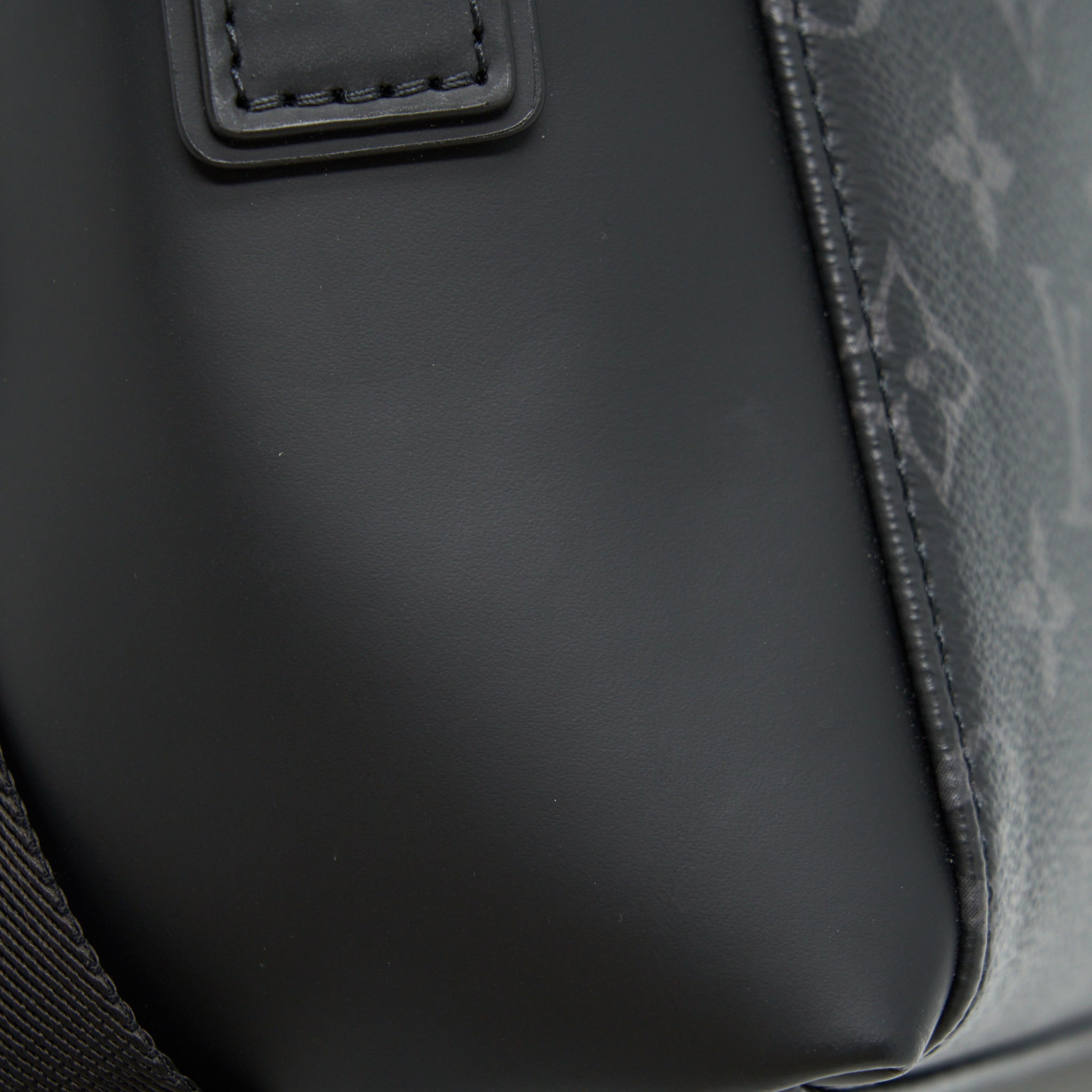 ECLIPSE VOYAGER MESSENGER BAG MONOGRAM CANVAS BLACK YEAR 2020