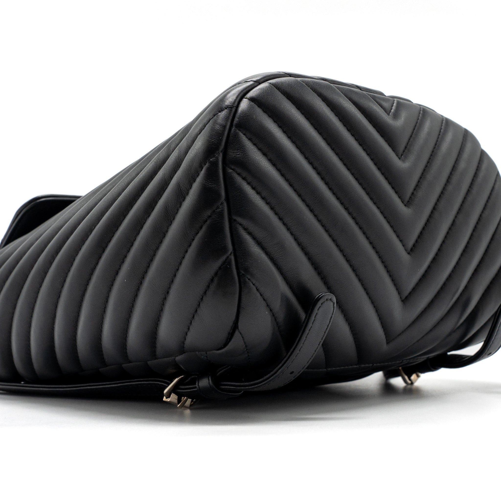 SMALL URBAN SPIRIT BACKPACK CHEVRON CALFSKIN BLACK SHW