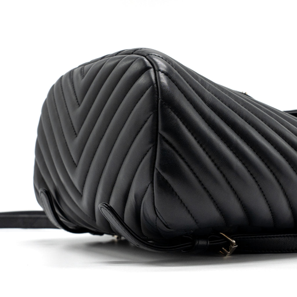 SMALL URBAN SPIRIT BACKPACK CHEVRON CALFSKIN BLACK SHW