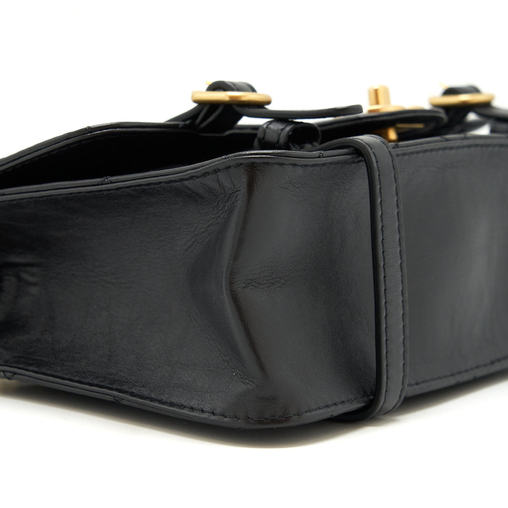 21B MESSENGER BAG CALFSKIN BLACK GHW