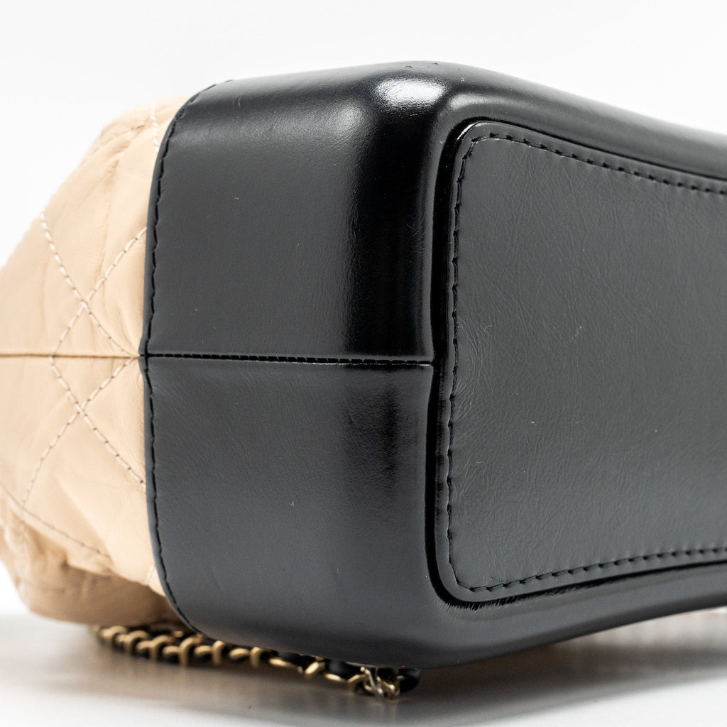 SMALL GABRIELLE BACKPACK AGED CALFSKIN BEIGE/BLACK MULTICOLOUR HARDWARE