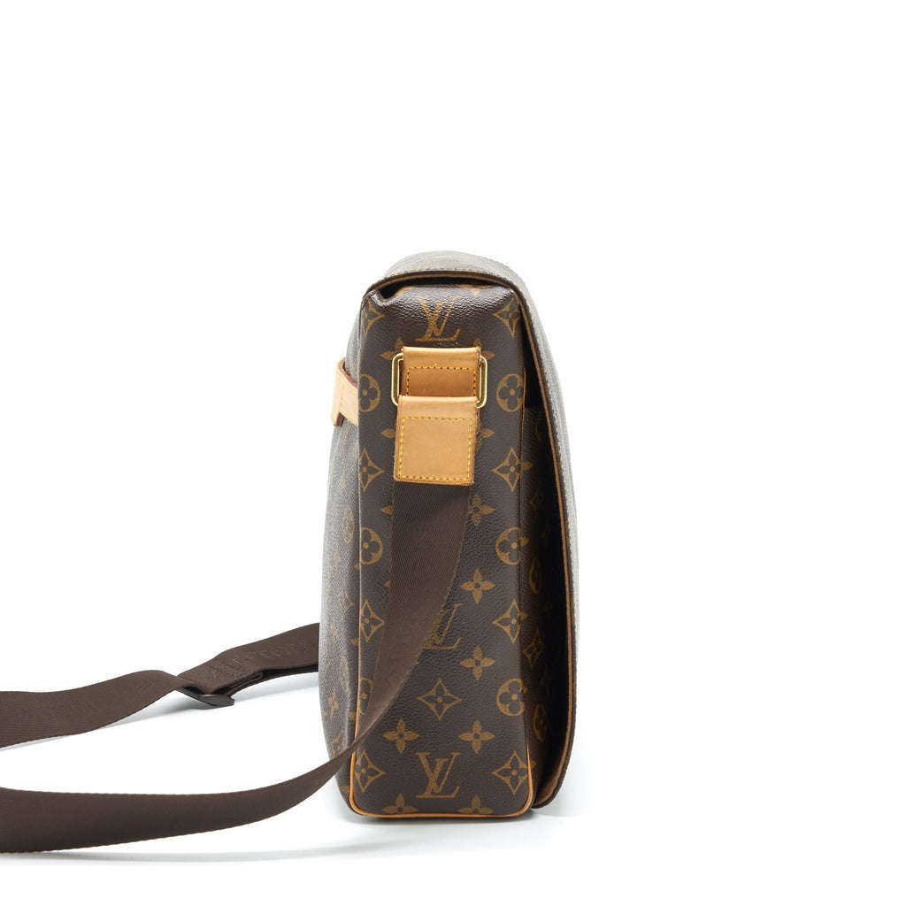 MESSENGER CROSSBODY BAG MONOGRAM CANVAS GHW