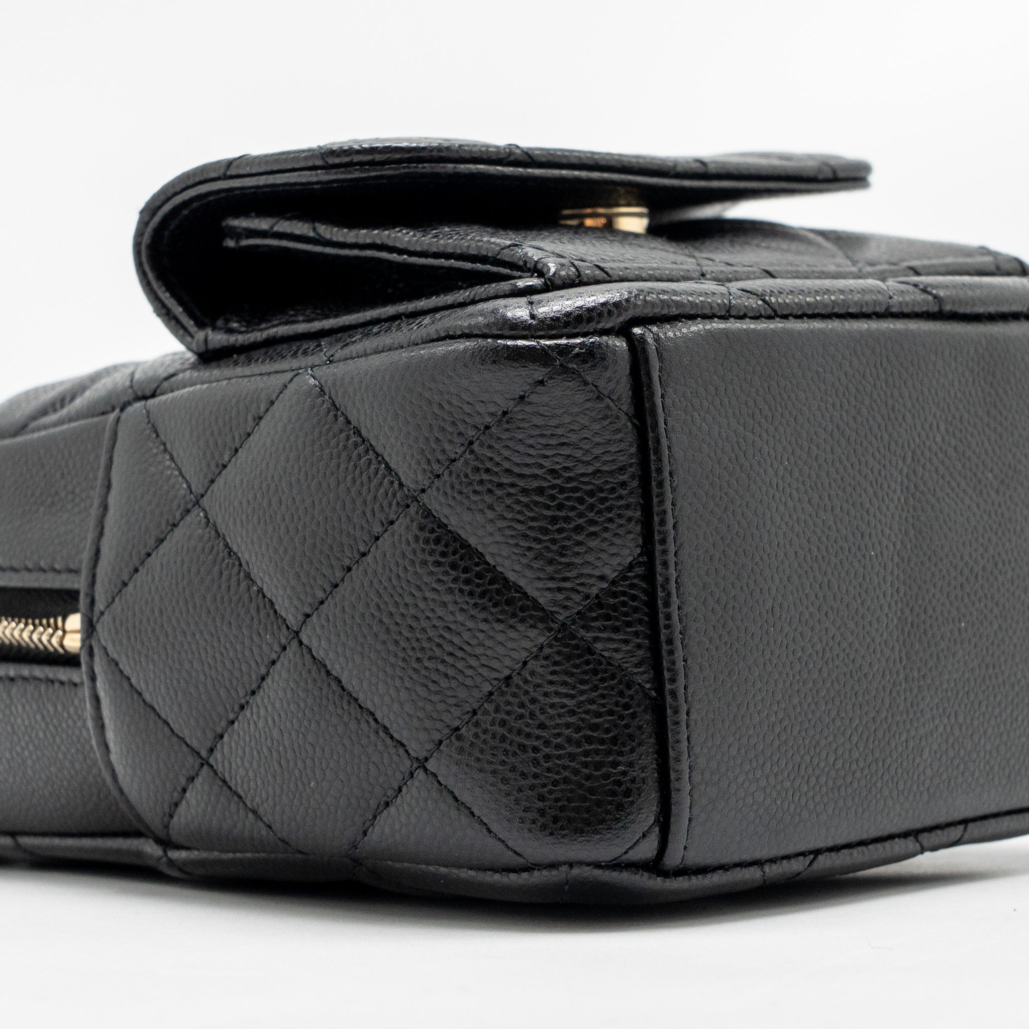 MINI BACKPACK / CROSSBODY BAG CAVIAR BLACK LGHW (MICROCHIP)