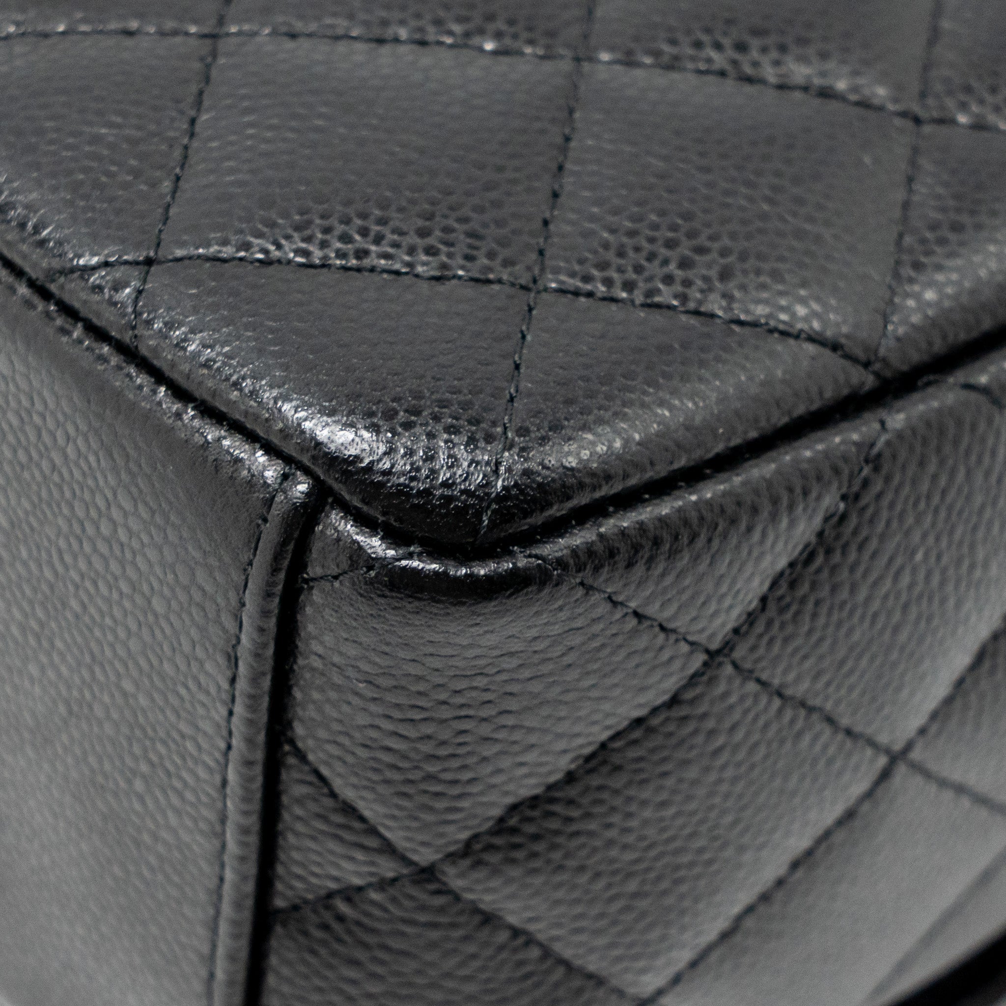 MINI BACKPACK / CROSSBODY BAG CAVIAR BLACK LGHW (MICROCHIP)