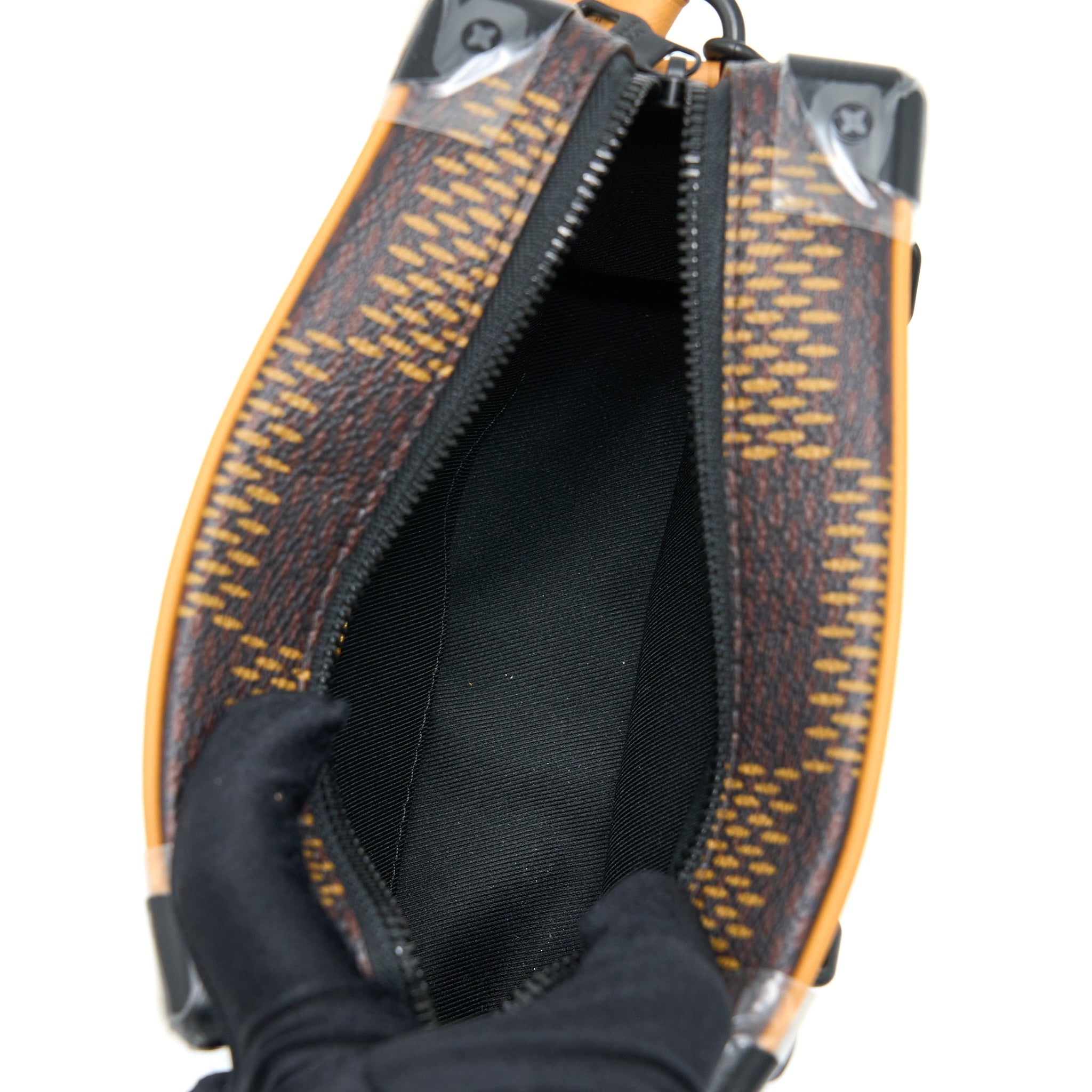 MINI SOFT TRUNK LIMITED EDITION SUTURES TOILES BLACK HARDWARE