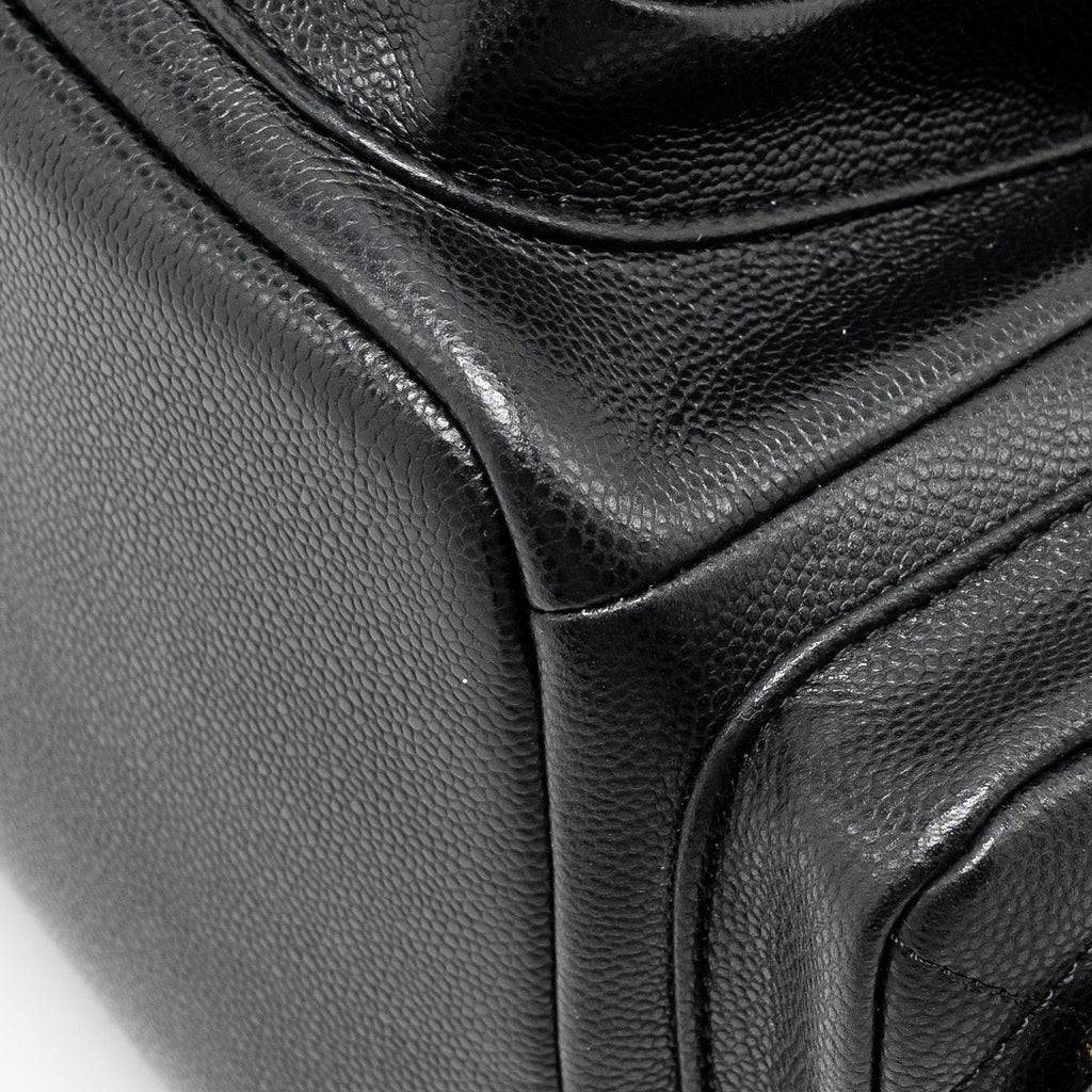TRIPLE POCKET BACKPACK CAVIAR BLACK LGHW (MICROCHIP)