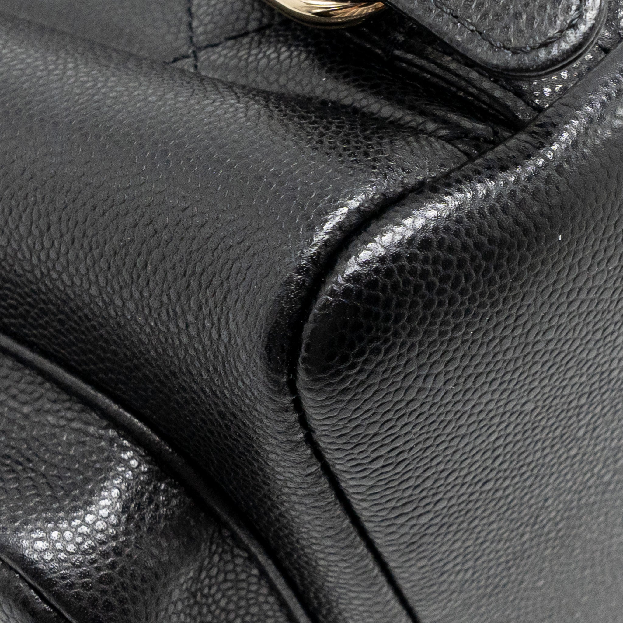 TRIPLE POCKET BACKPACK CAVIAR BLACK LGHW (MICROCHIP)