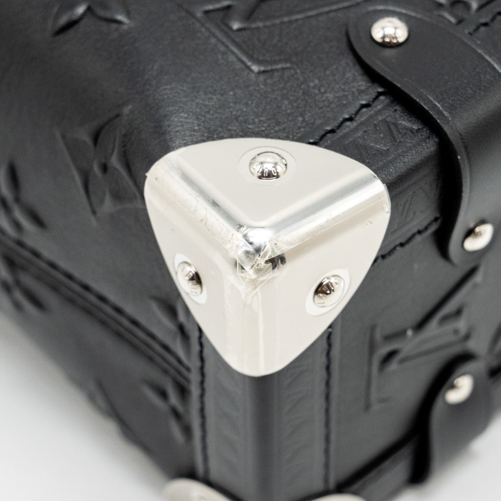 SIDE TRUNK MONOGRAM DEBOSSED CALFSKIN BLACK SHW