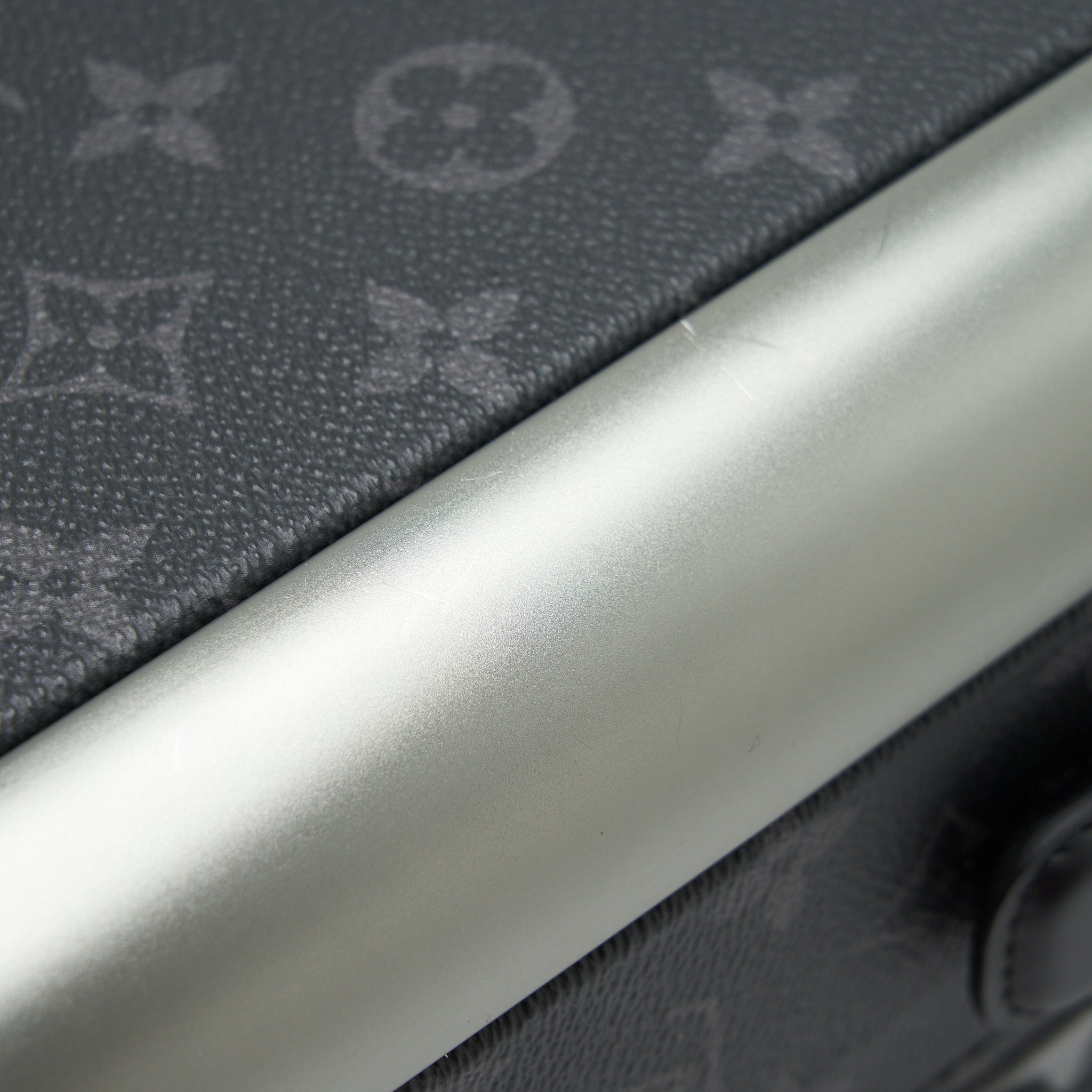 HORIZON 55 MONOGRAM ECLIPSE