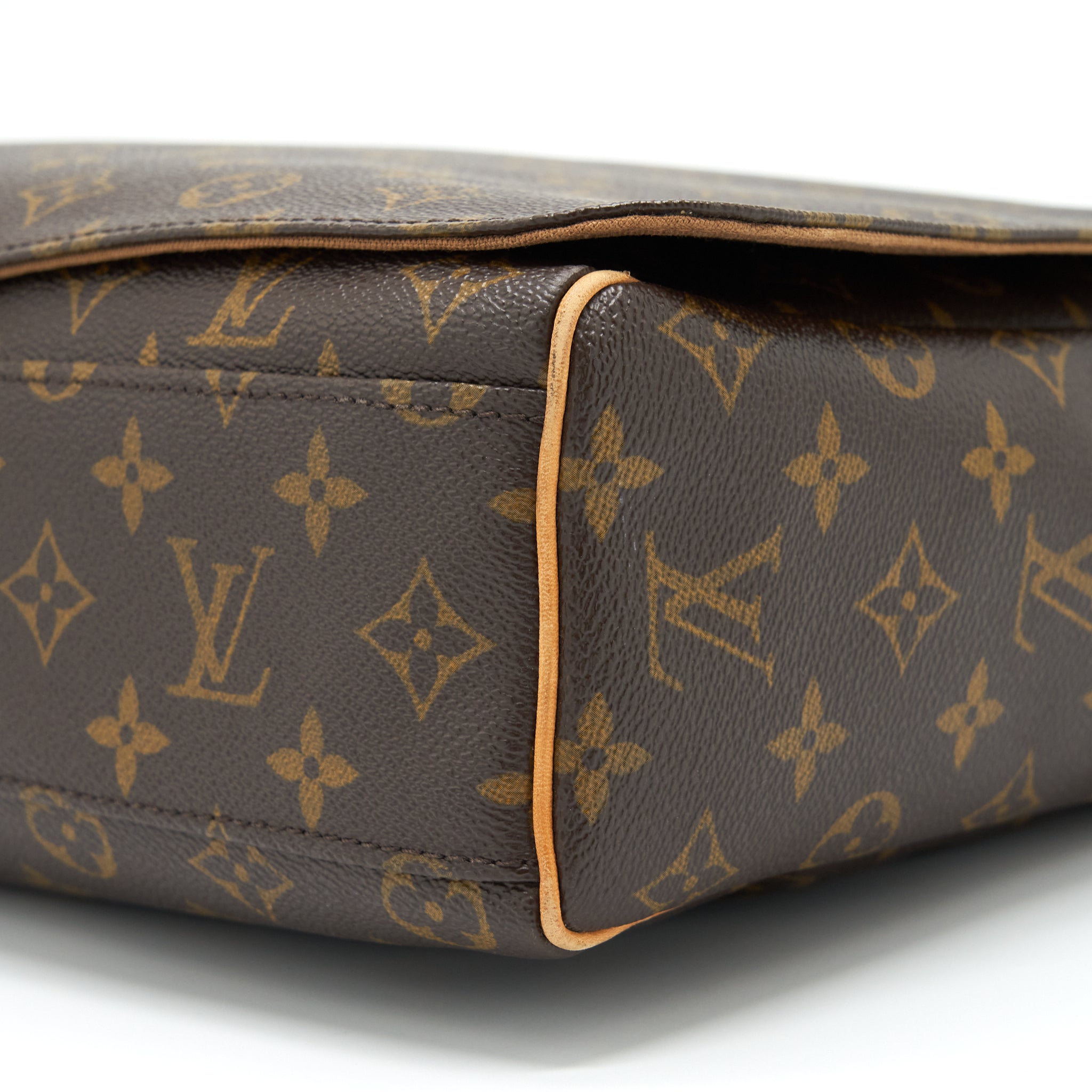 MESSENGER CROSSBODY BAG MONOGRAM CANVAS GHW