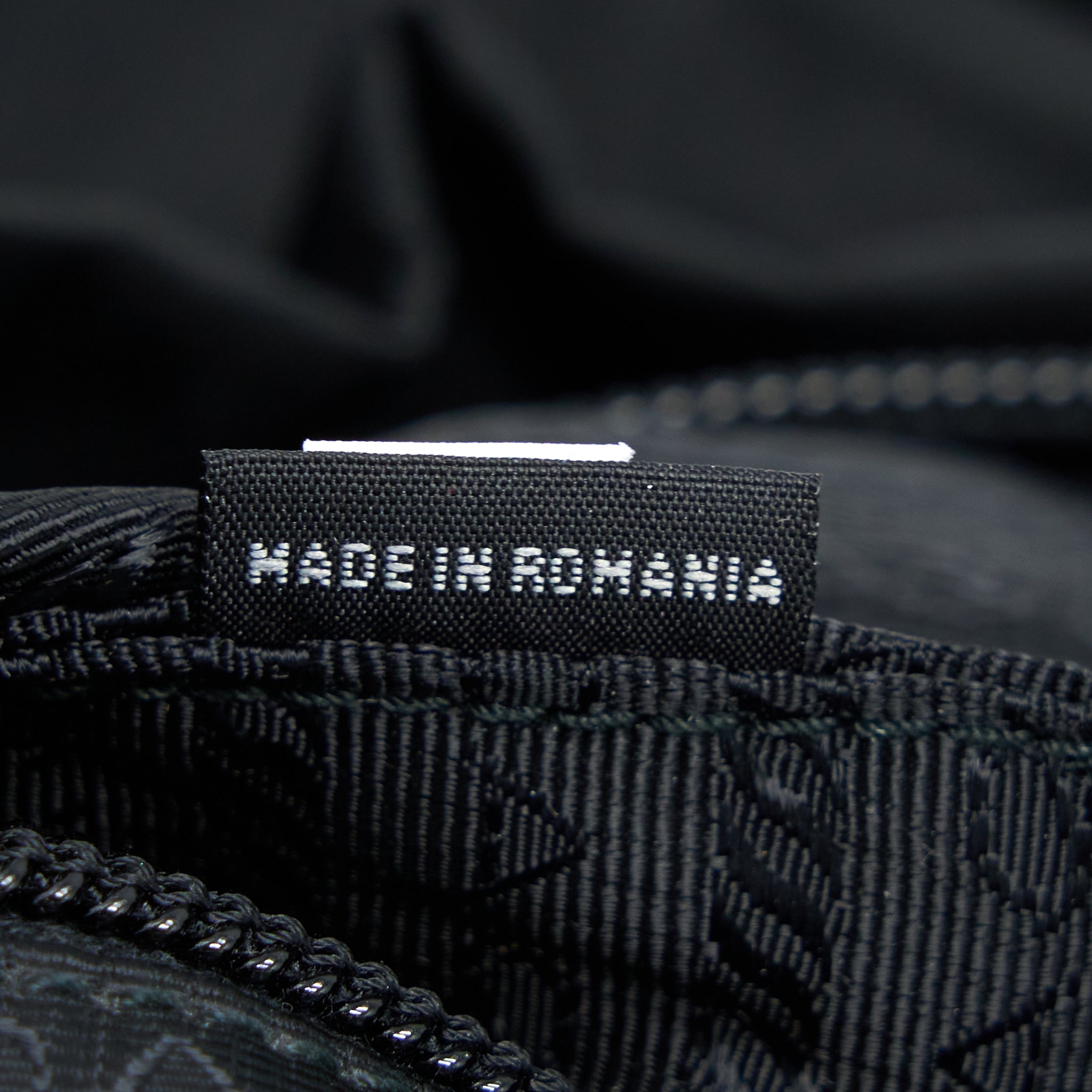 RE-NYLON BACKPACK BLACK SHW