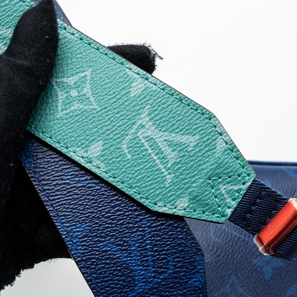 MESSENGER BAG MONOGRAM CANVAS PACIFIC BLUE/ MULTICOLOUR HARDWARE