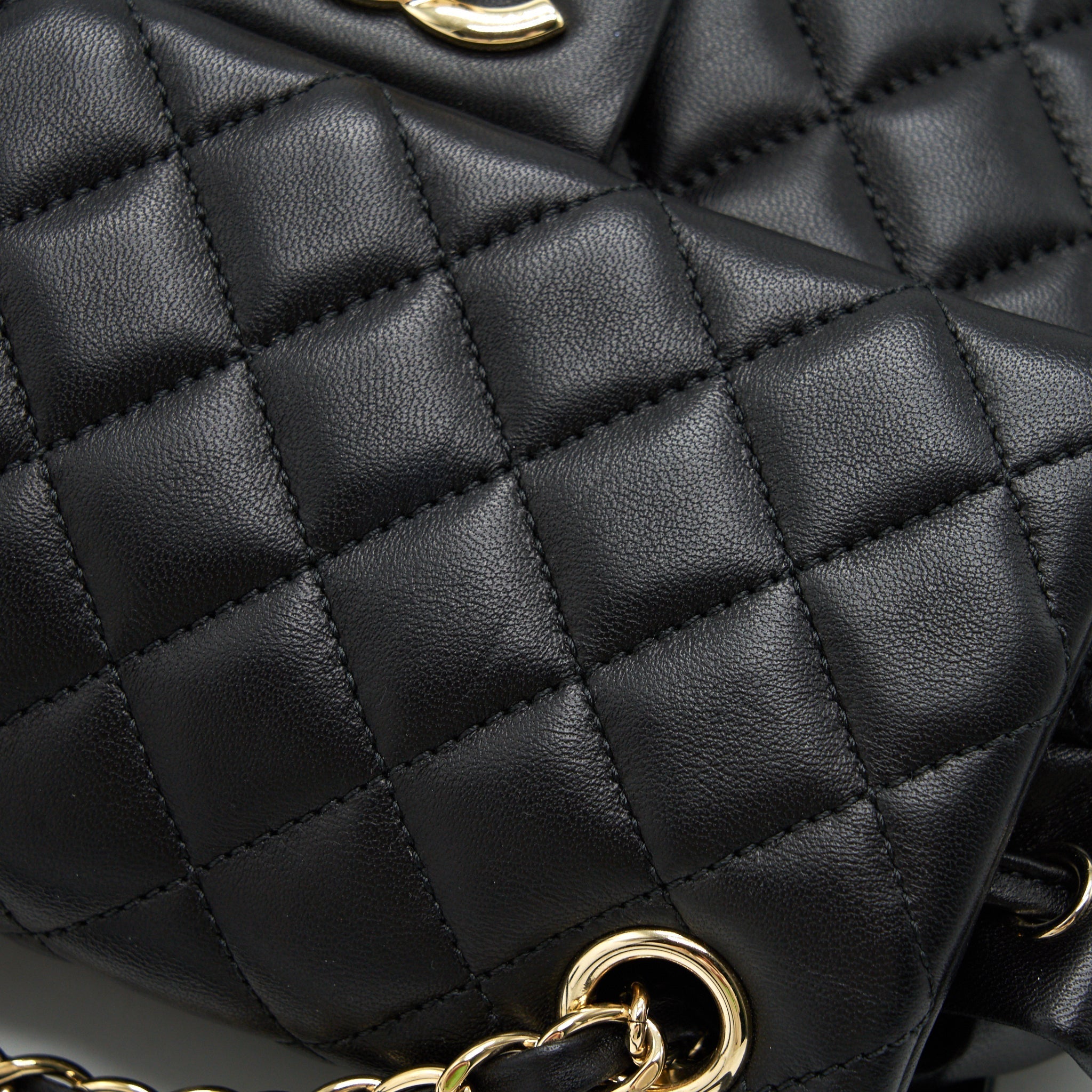 QUILTED LAMBSKIN URBAN SPIRIT BACKPACK BLACK GHW