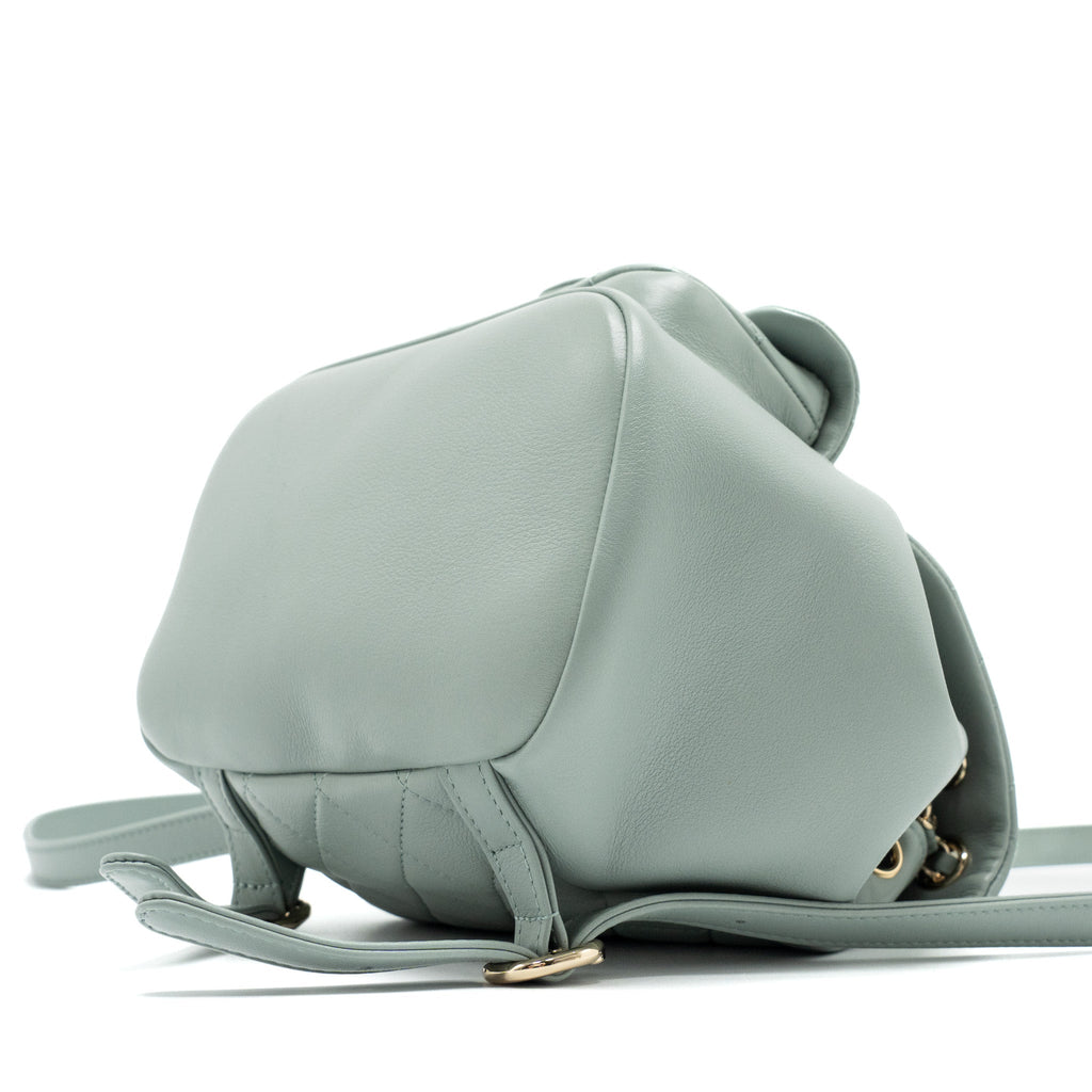 23C MINI DUMA BACKPACK CALFSKIN LIGHT GREY LGHW (MICROCHIP)