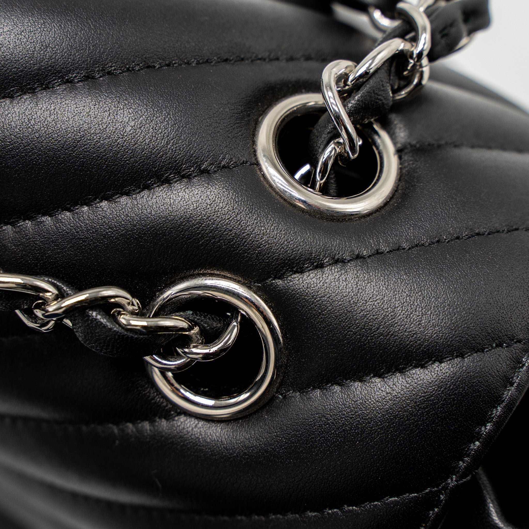 URBAN SPIRIT BACKPACK CHEVRON CALFSKIN BLACK SHW