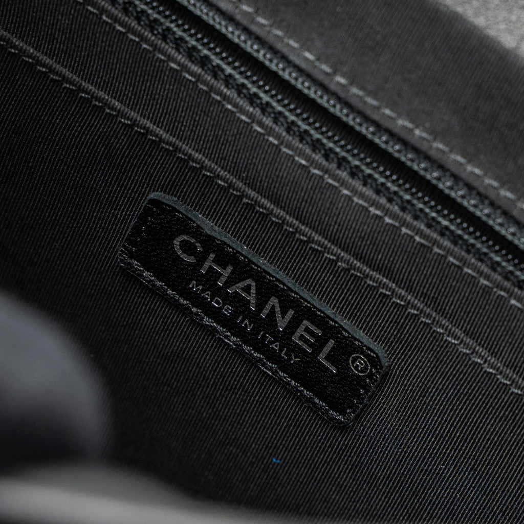 URBAN SPIRIT BACKPACK CHEVRON CALFSKIN BLACK SHW