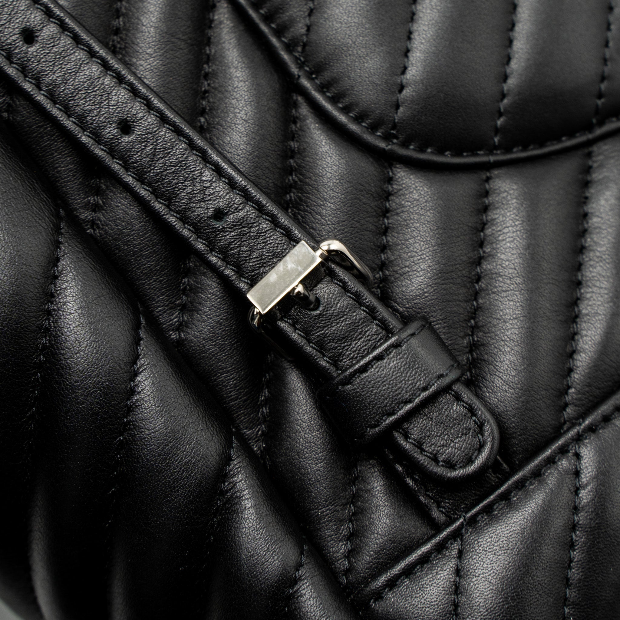URBAN SPIRIT BACKPACK CHEVRON CALFSKIN BLACK SHW
